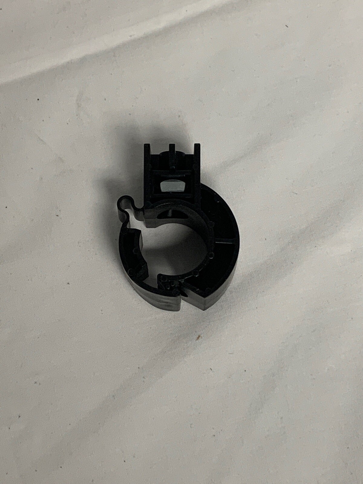 Clip Pipe D25 M6 20 Pcs