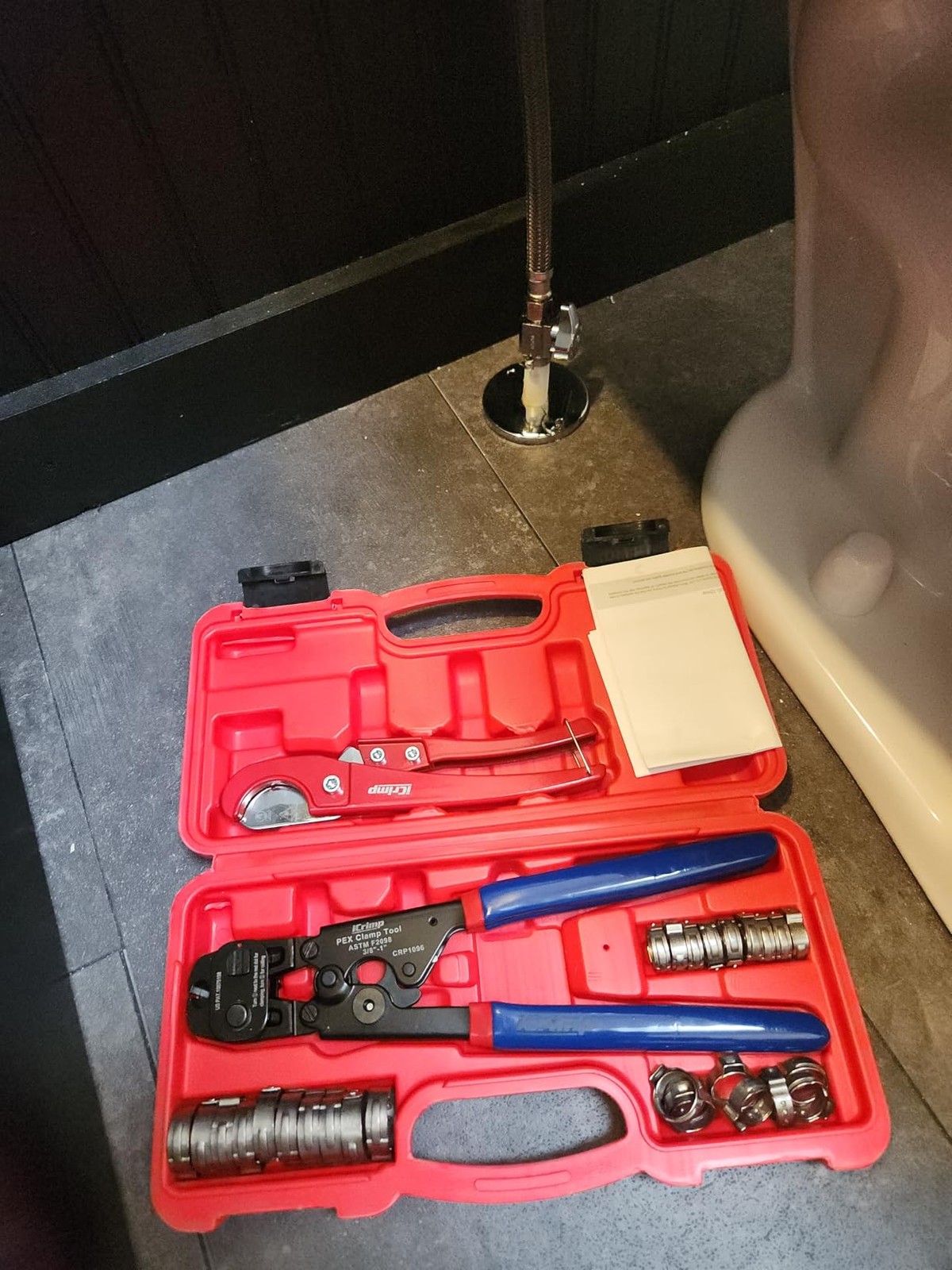 PEX Clamp Tool Kit w/ Rings & Tubing Cutter for 3/8–1″ PEX Cinch & Removal Tool