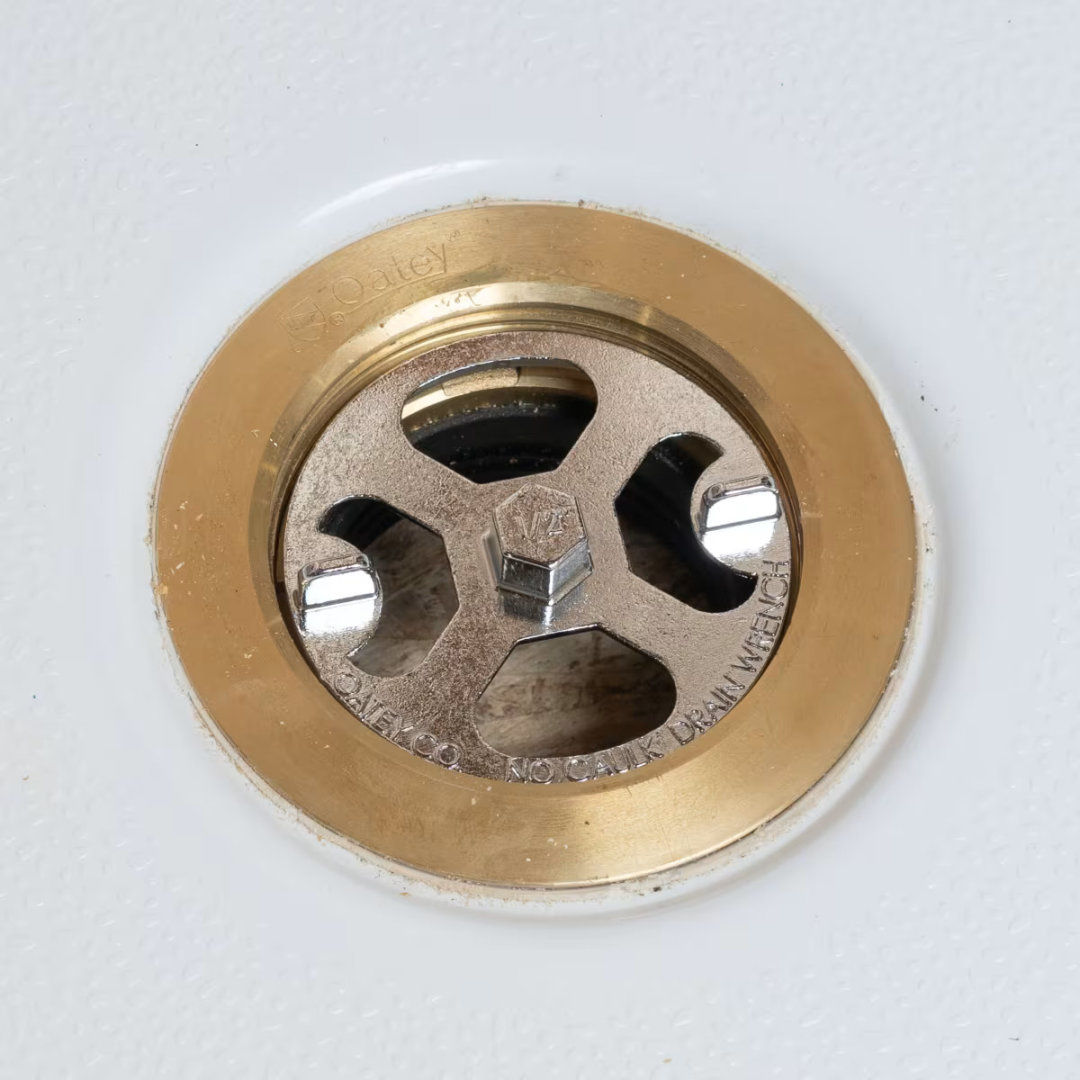 Oatey 42239 Shower Drain Wrench 5″ Polished Brass No-Calk