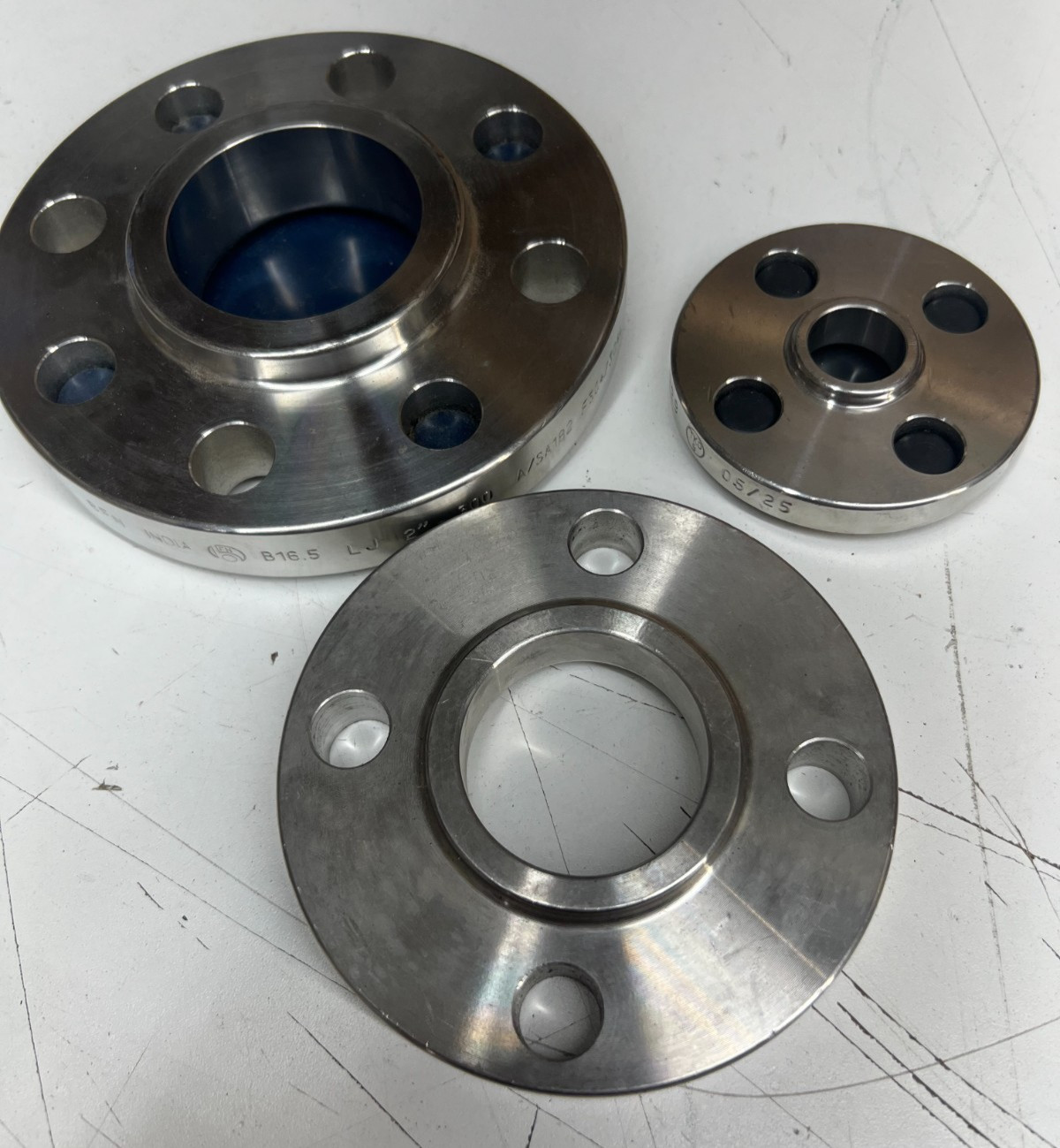 Various Size/Class/Grade of Stainless Steel Flange x Lap Joint Pipe Fitting