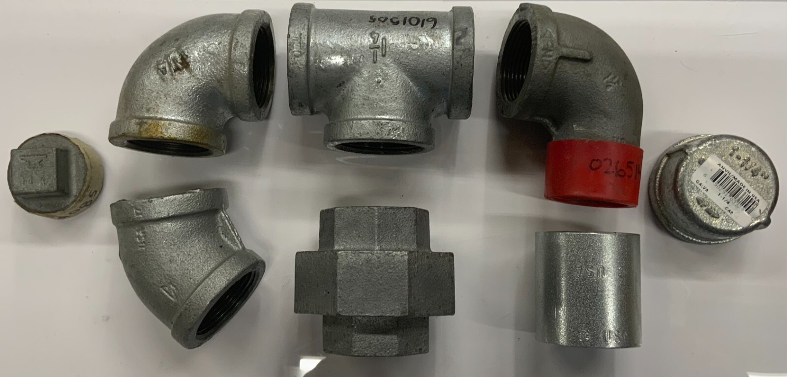 1-1/4” Assorted 150lb Malleable Galvanized Pipe Fittings