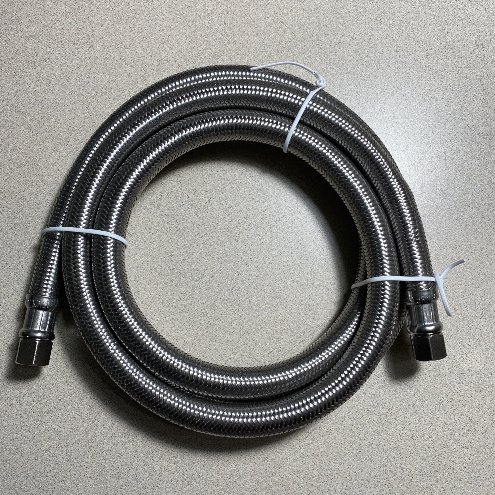 (1) 1/4″ Comp x 60 Long Refrigerator Icemaker Water Supply Line Connector