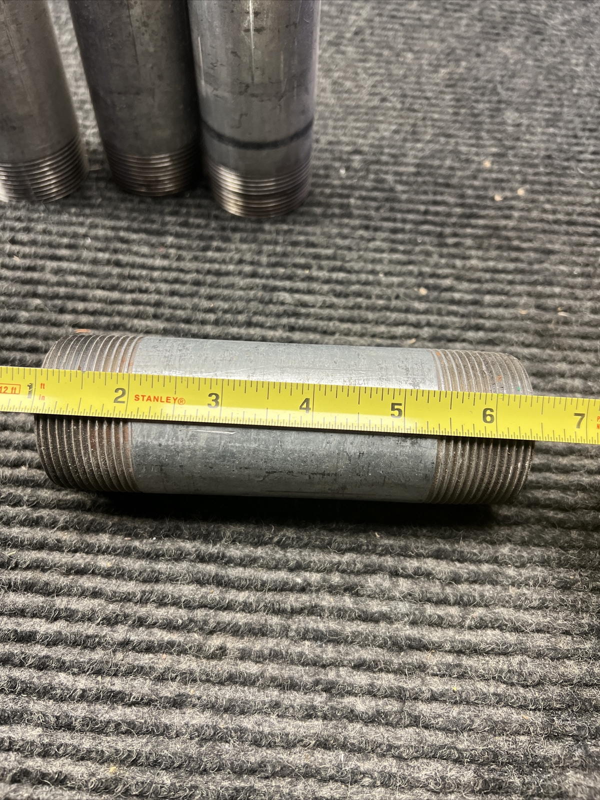 Lot of (4) 1-1/4″ Npt x 5 1/2″ Length Galvanized Steel Pipe Nipple Schedule 40