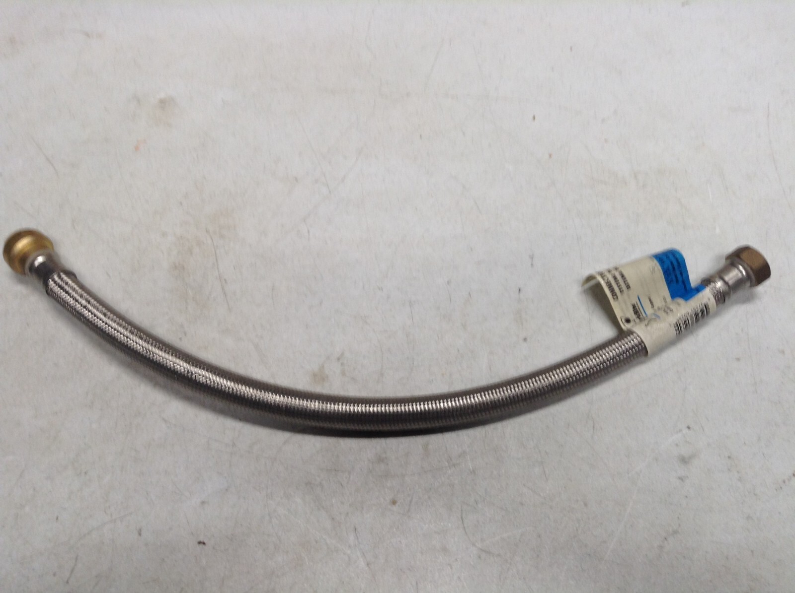 SharkBite 3/4″ x 3/4″ FIP 24″ U3088FLEX24LF Water Heater Connector