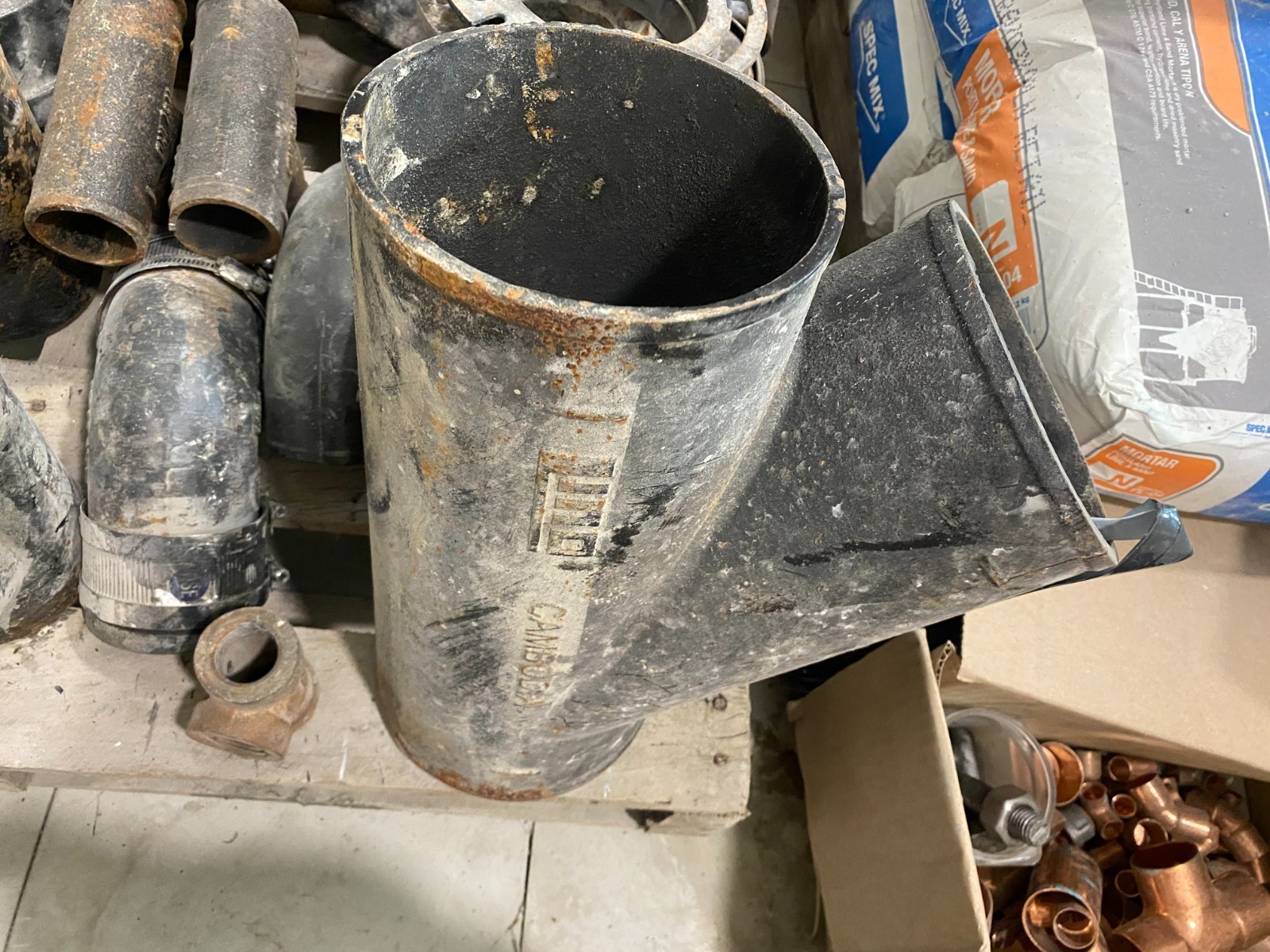 Extra Heavy 6×6 Y Cast Iron Pipe