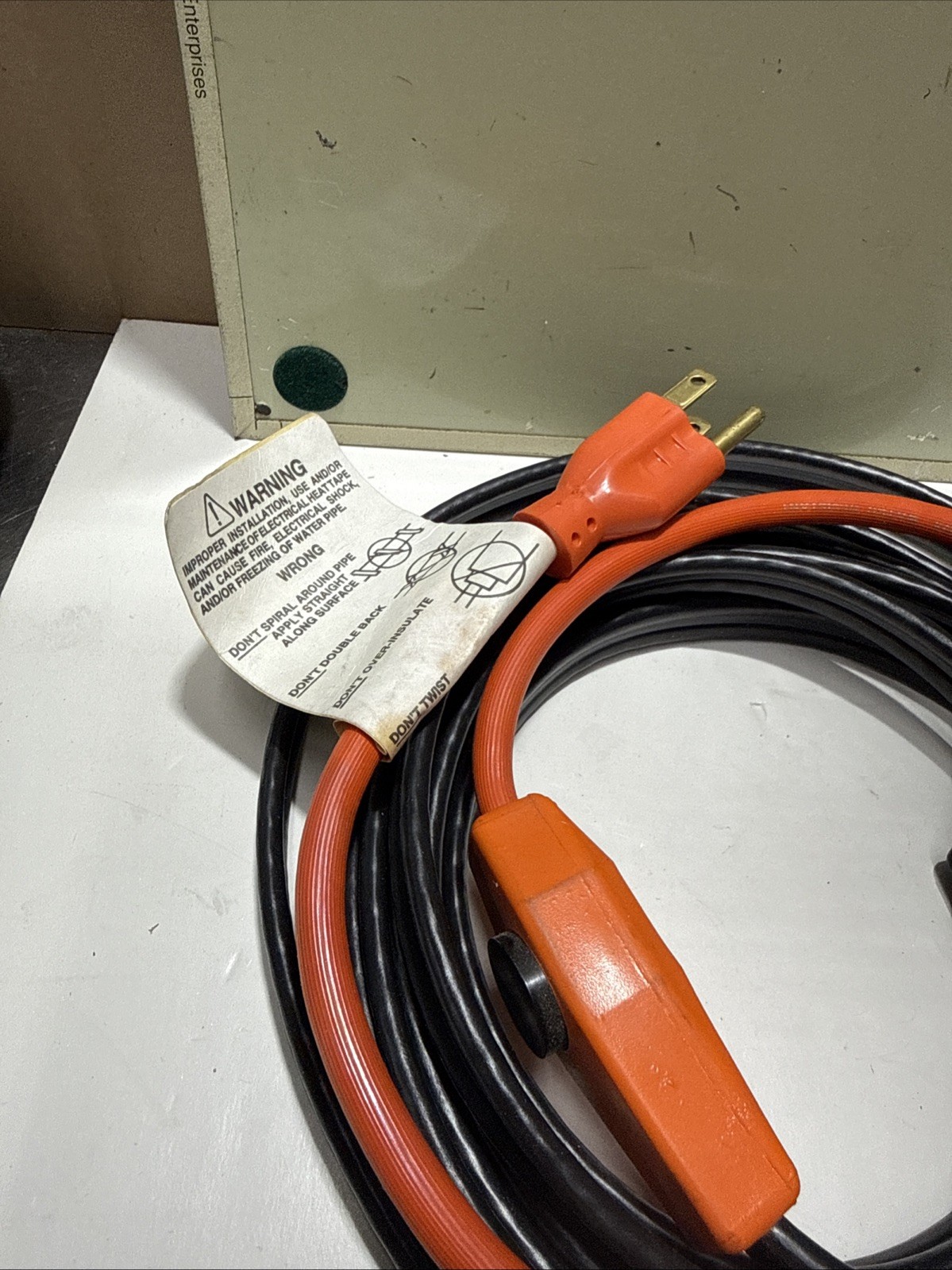 Frost King Electric Water Pipe Cable HC12 120 VAC 12 FT Mint Conditon