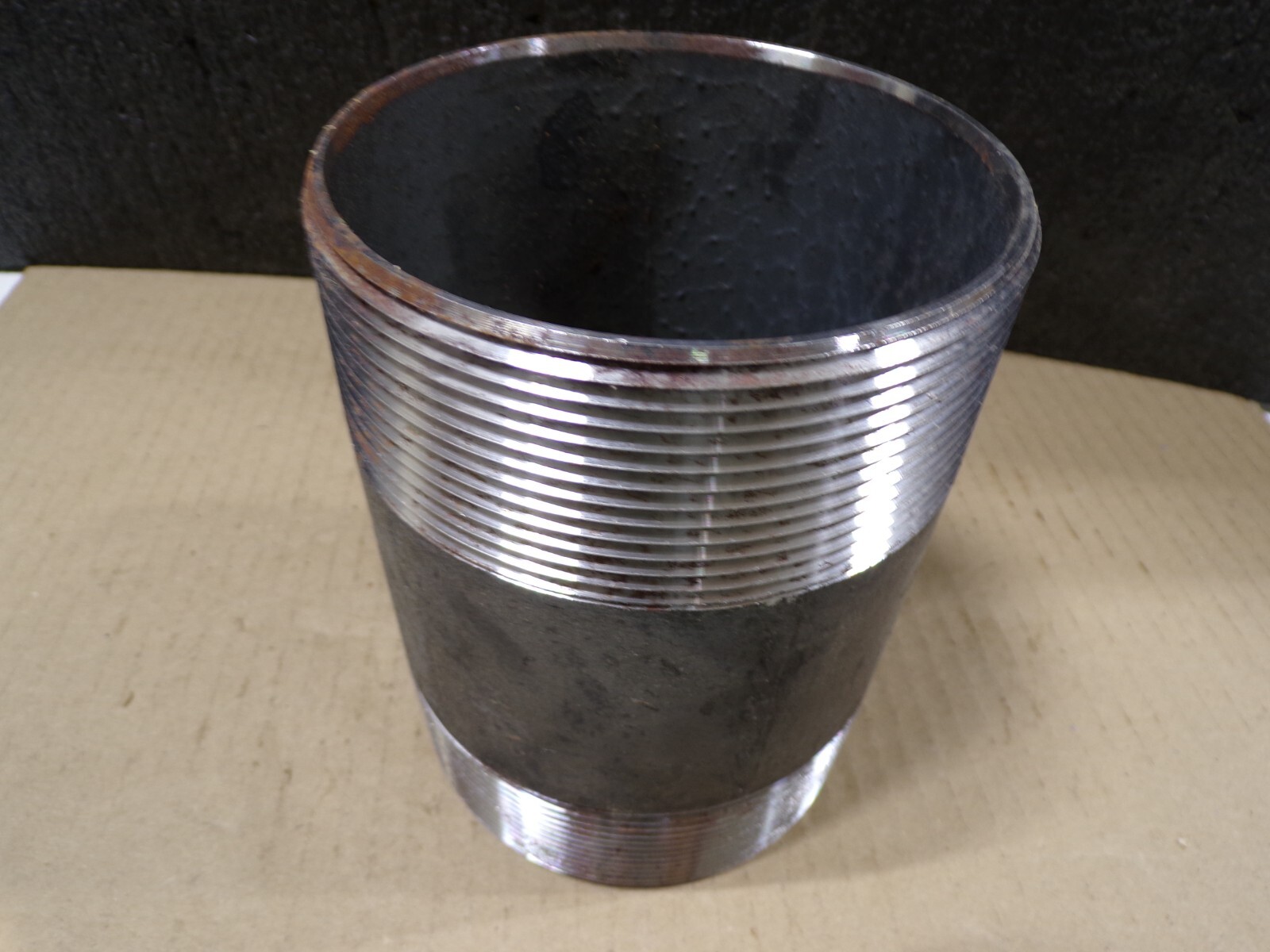 Beck 0330054404 4″ X 6″ Black Pipe Nipple Sch 40 (G)
