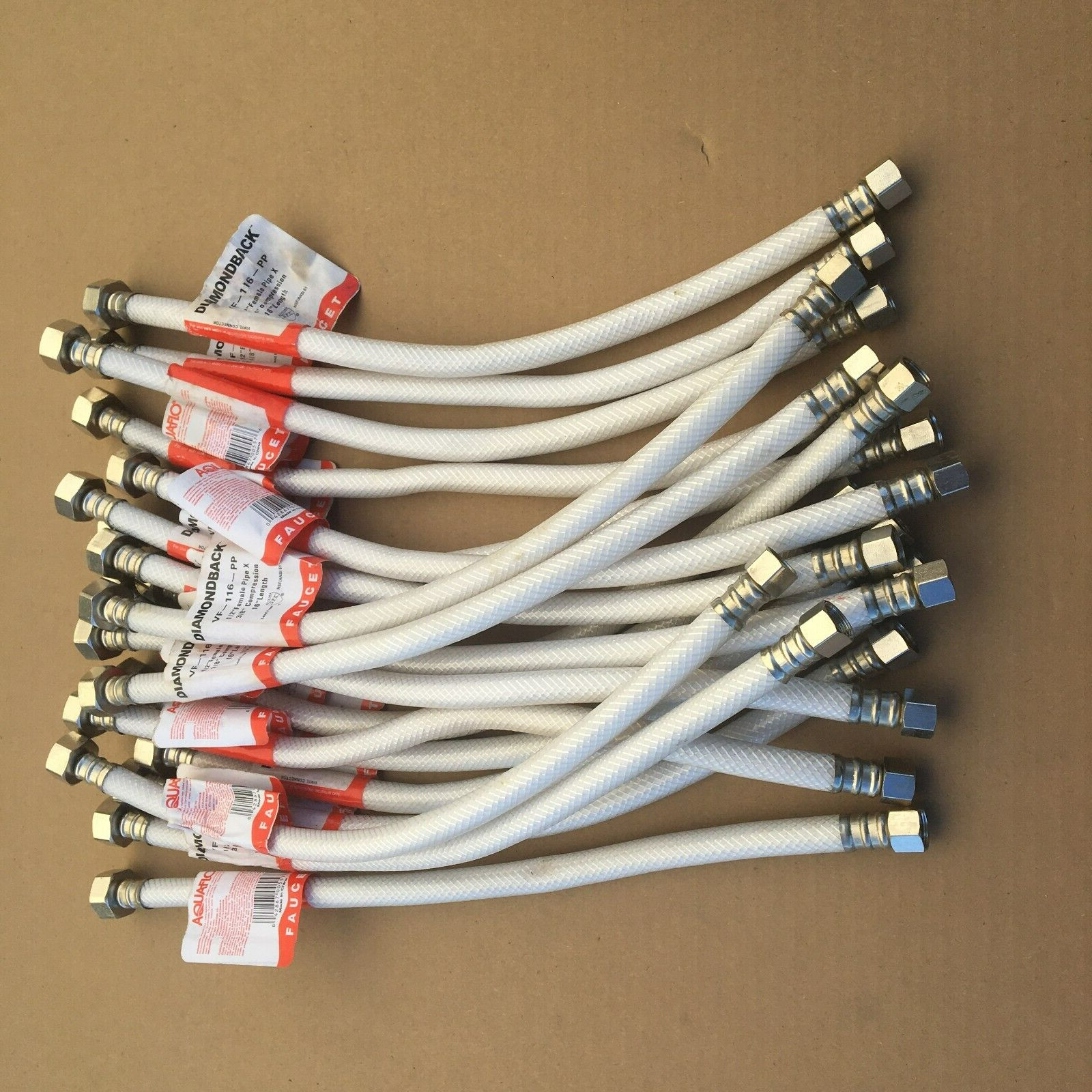 Aqauflo Diamondback 16”x 1/2″ Female x 3/8″ Compression Vinyl Hoses (Lote of 20)
