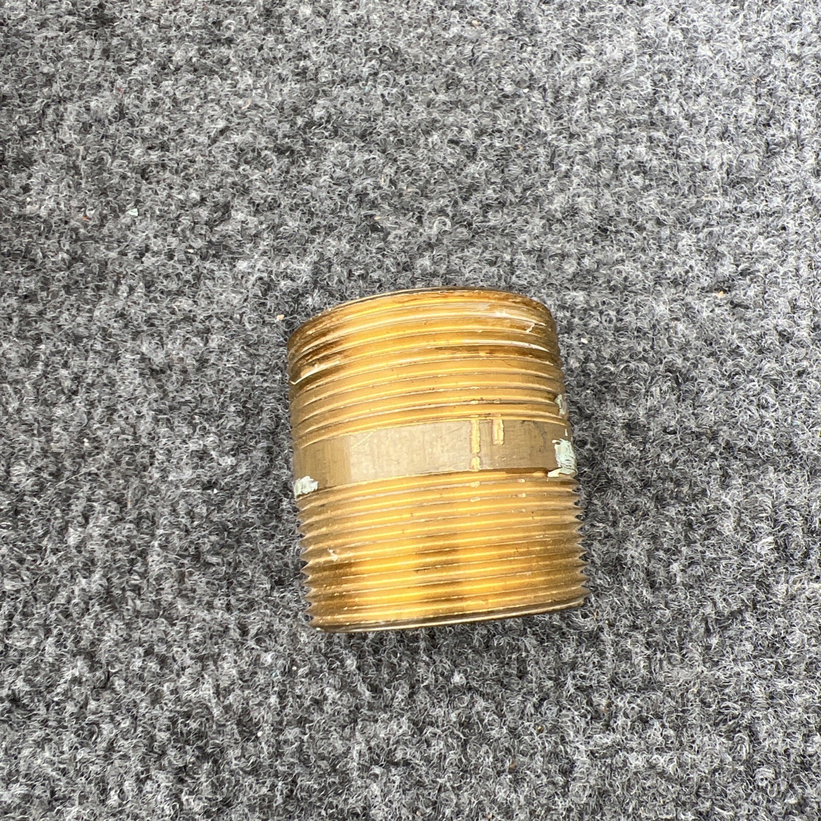 Lot Of 4 – 467-020GR 1-1/2″ x 2″ Red Brass Threaded Pipe Nipple 1VGZ1 Used