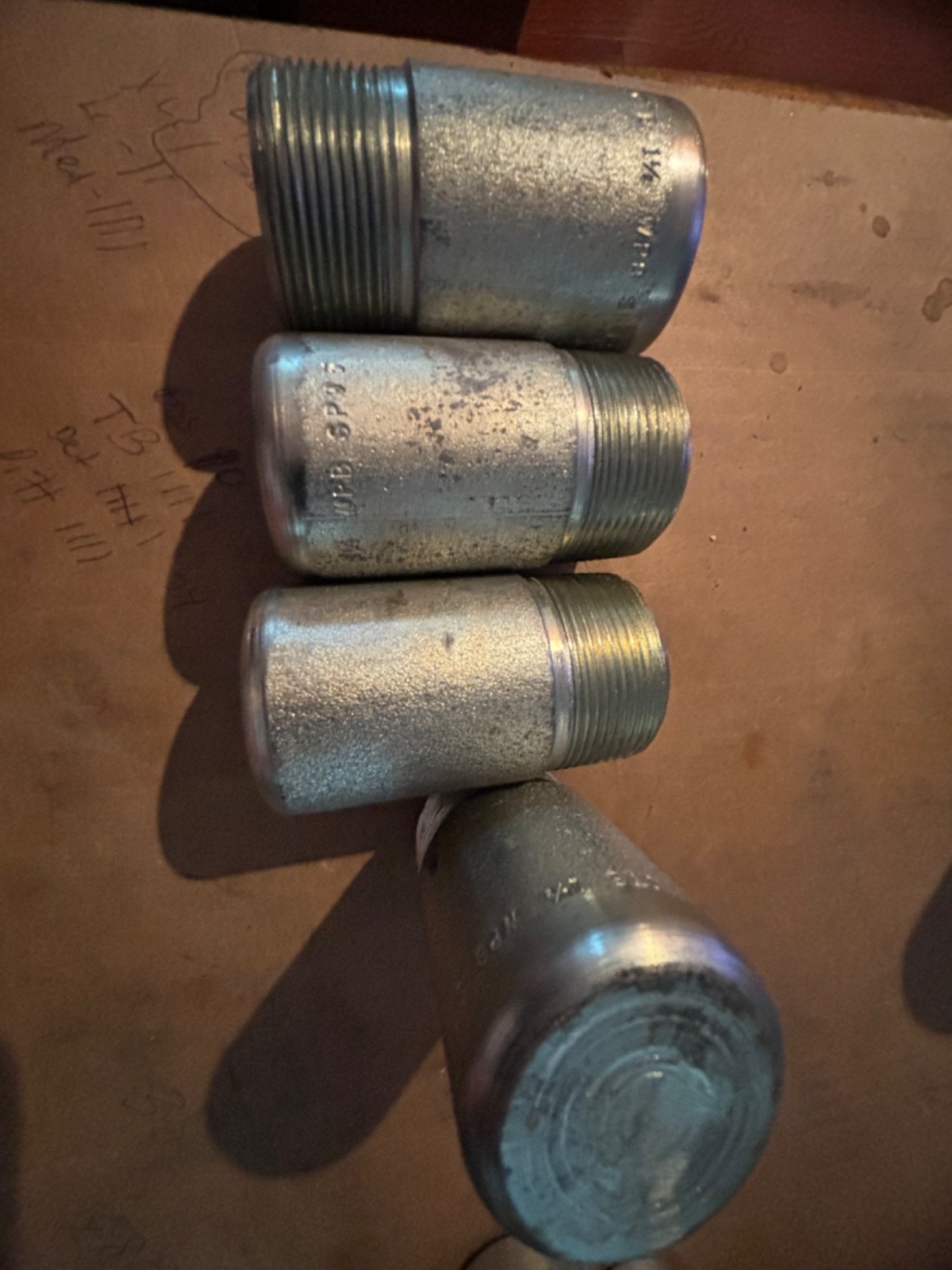 Set of 4 pcs 11/4” Plug Rounds Head Steel NPT WPB sp-95 USA made capitol mfg.