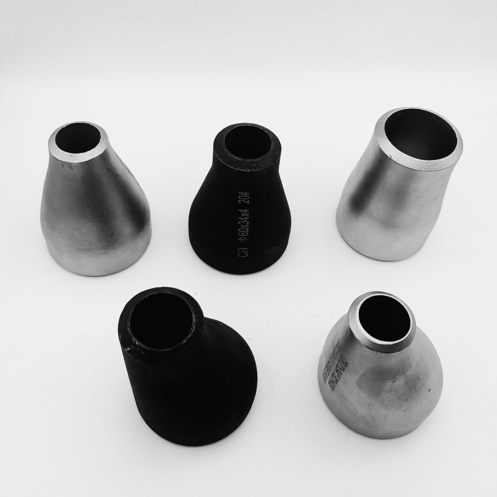 Various Sizes of Eccentric Reducer Butt Weld Forged Carbon Steel Class STD GAV