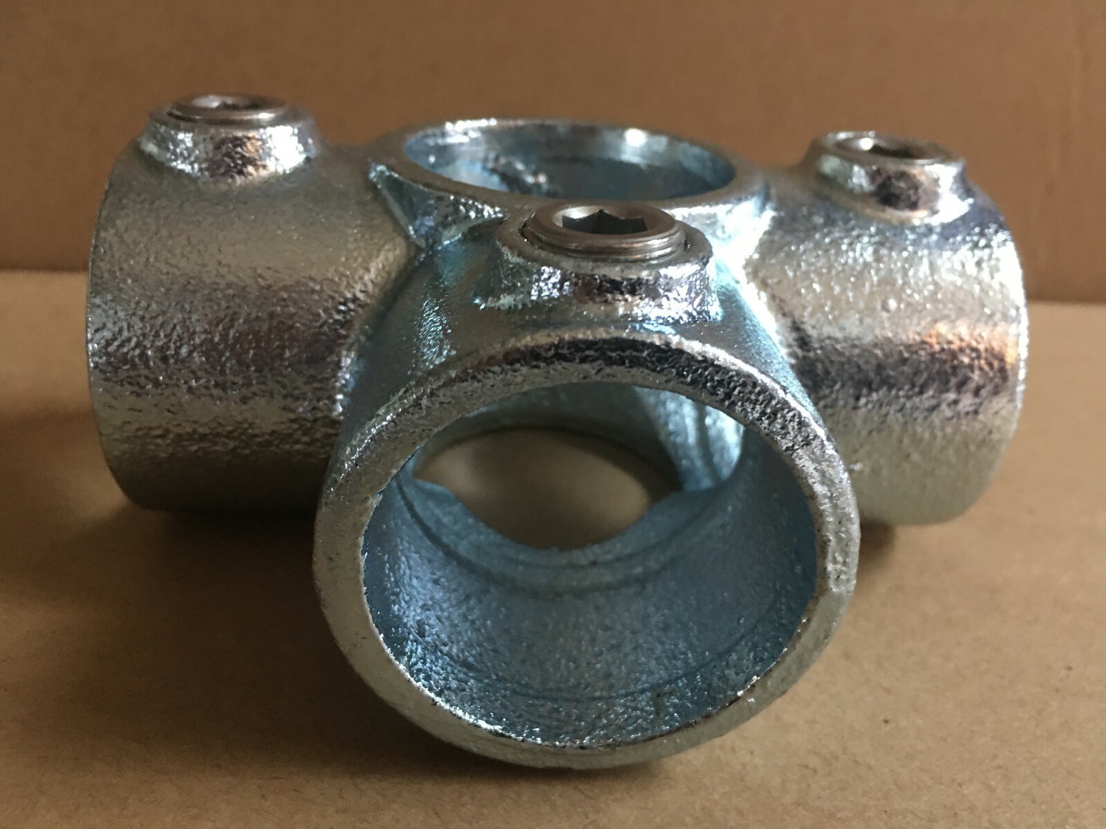 SteelTek 1-1/4-in x 90-Degree Galvanized Steel Structural Pipe Fitting #737821