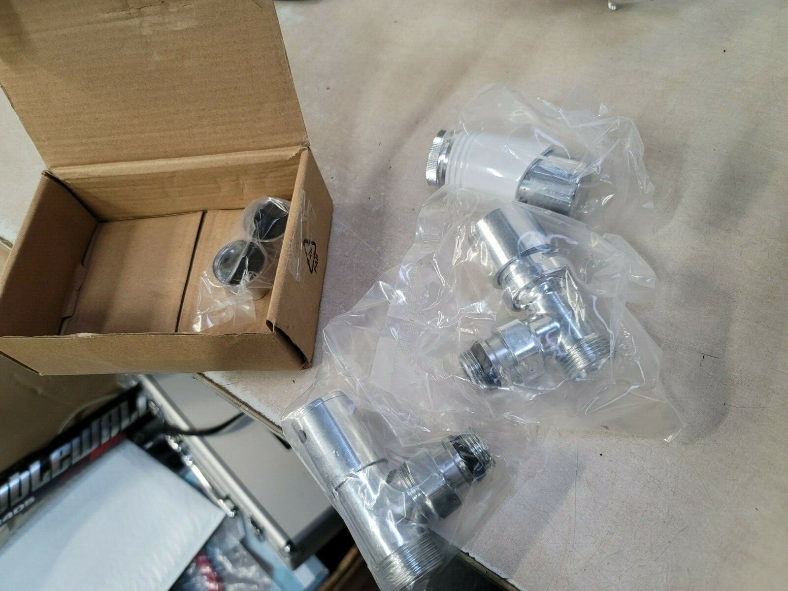 3/4″ Male Threaded Valves-Chrome 200* 40*88MM 061704