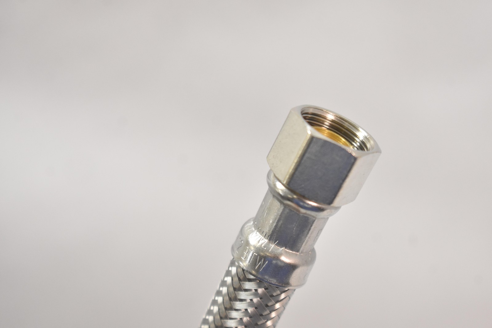 Lot Of 4 Plumbshop Dishwasher Connector 20 In 3/8 Comp X 3/8 Stainless Braid