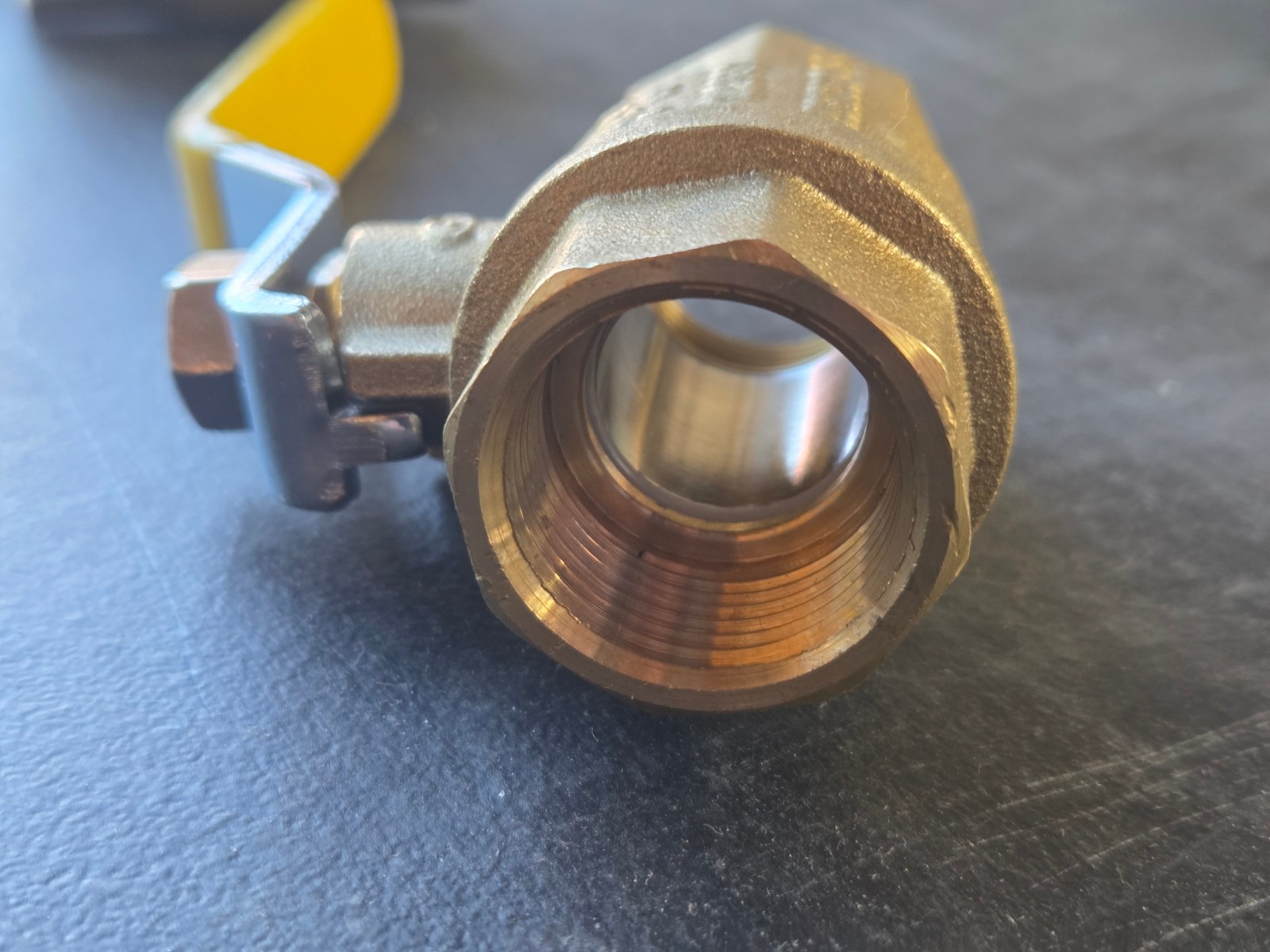 16 pack Ball Valves Female NPT Threaded Lead Free Brass 600 CWP Full Port