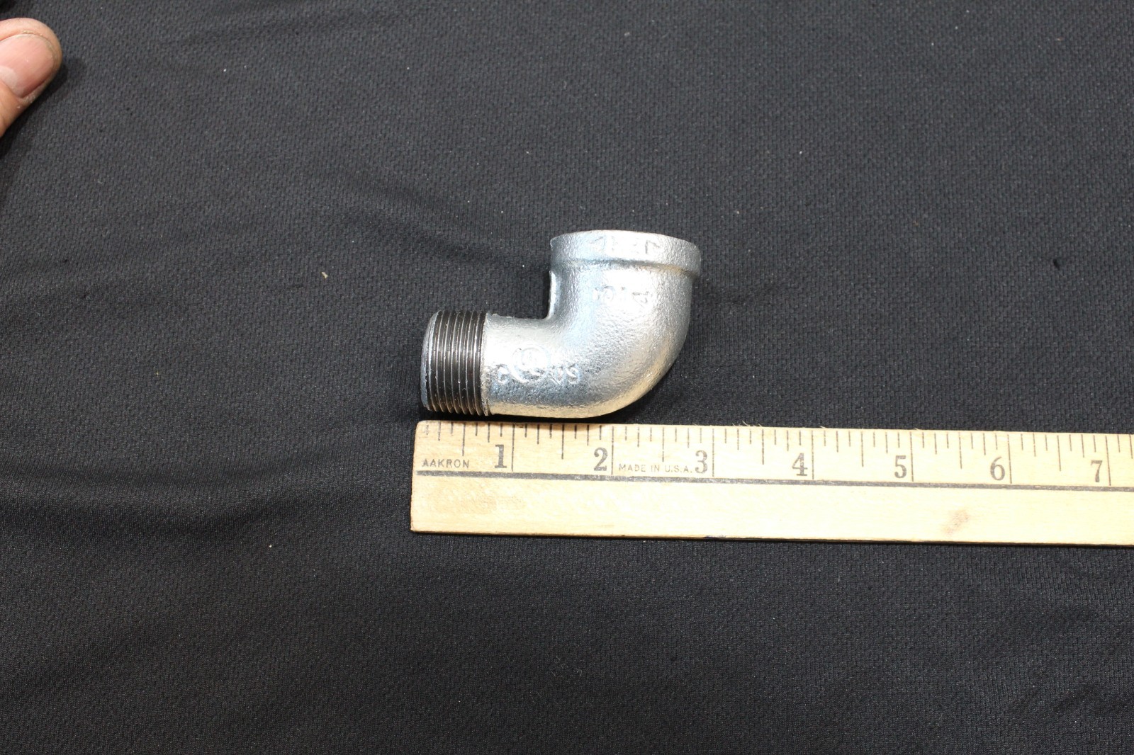 Lot of 5 3/4″ FPT X 3/4″ MPT galvanized 90 degree street elbow
