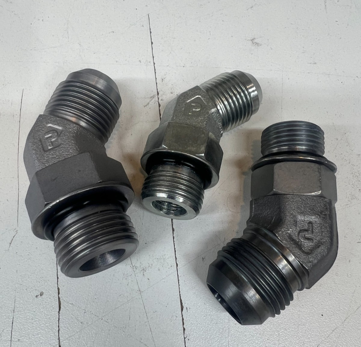 Various Sizes of Parker V5OX-S Hydraulic 45 Degree Elbow Male 37° JIC x Male ORB