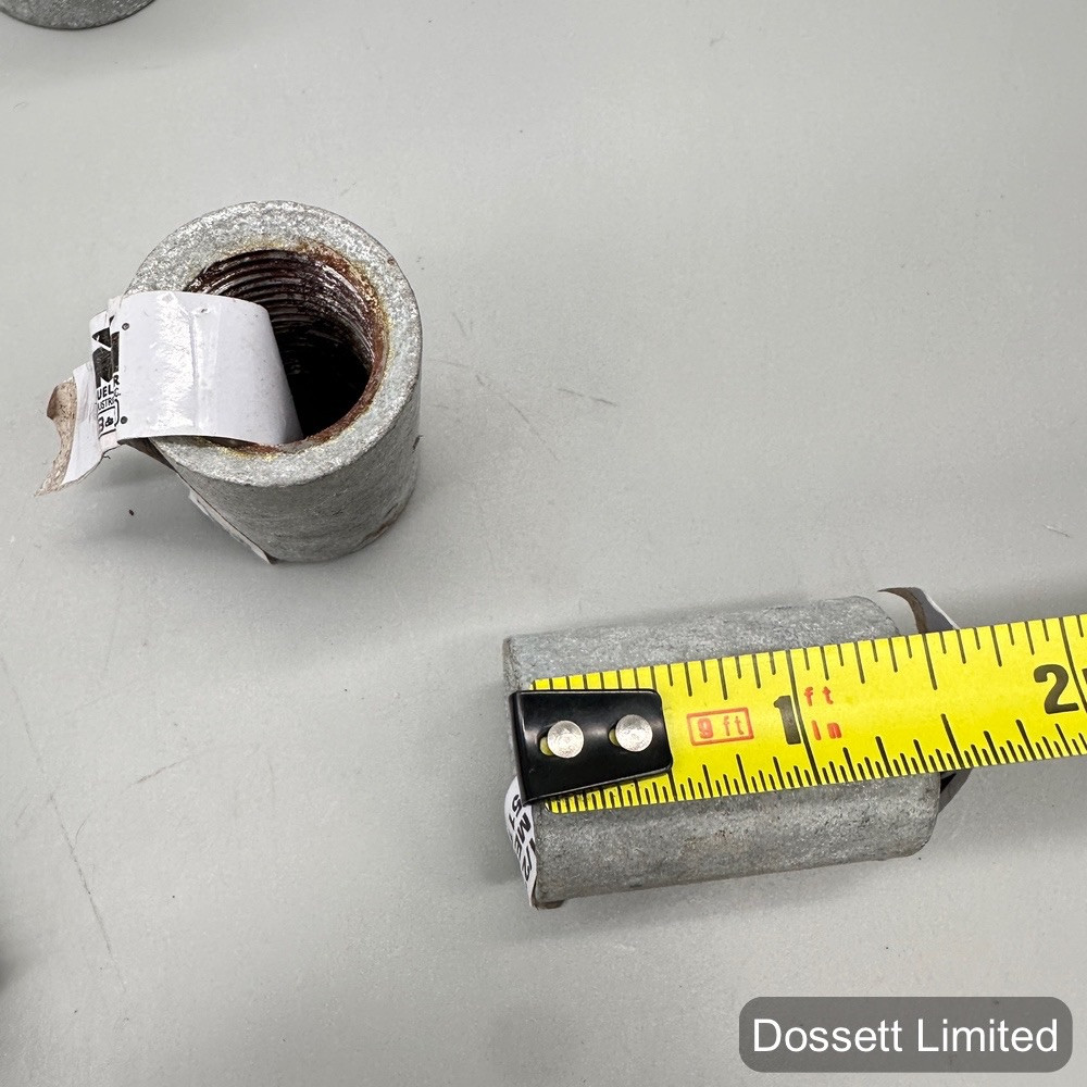 Various Sizes of Rigid Conduit Nipple Galvanized Steel Both Ends Threaded