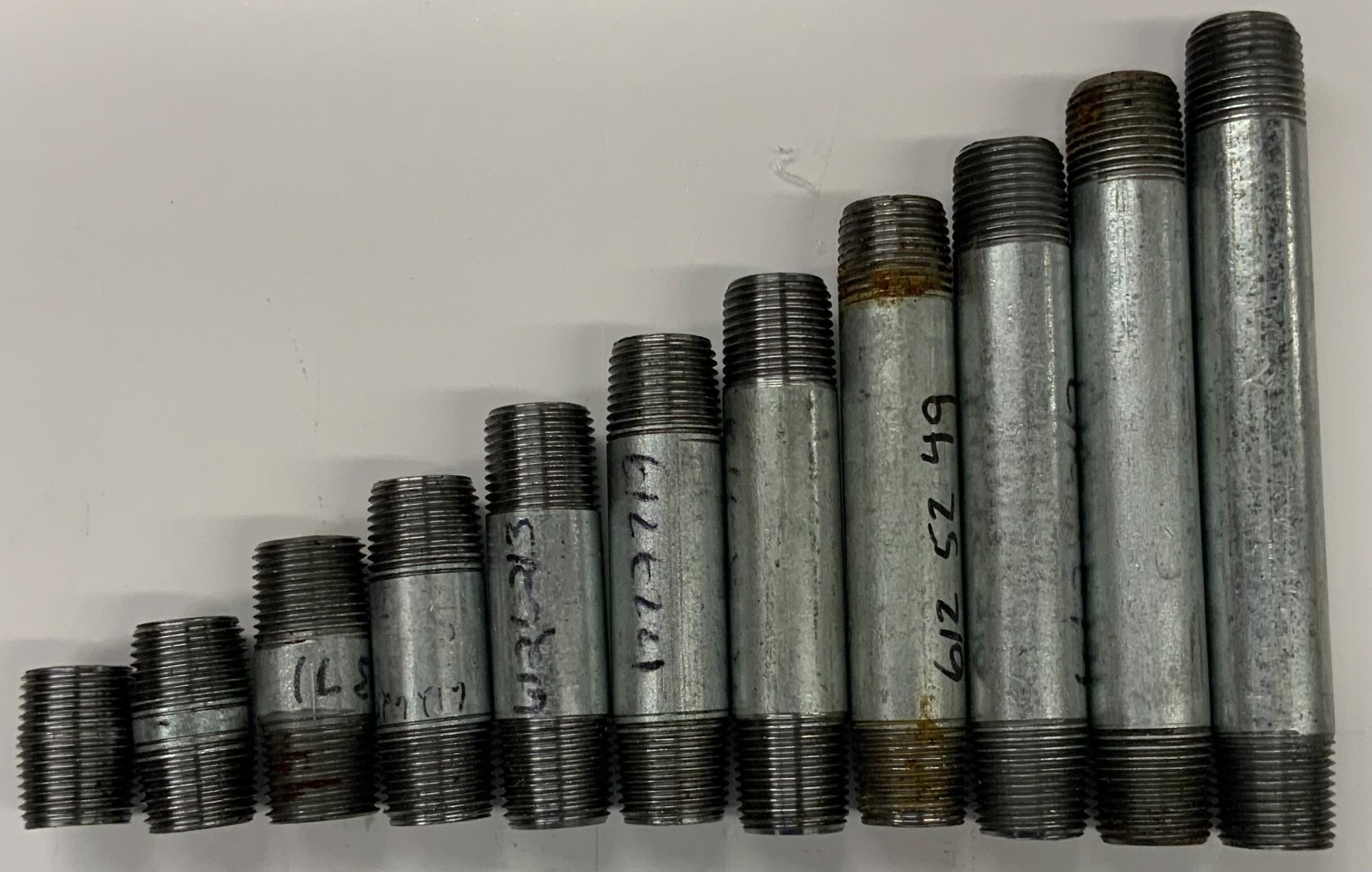 1/2″ Galvanized Pipe Nipple NPT Threaded Both Ends