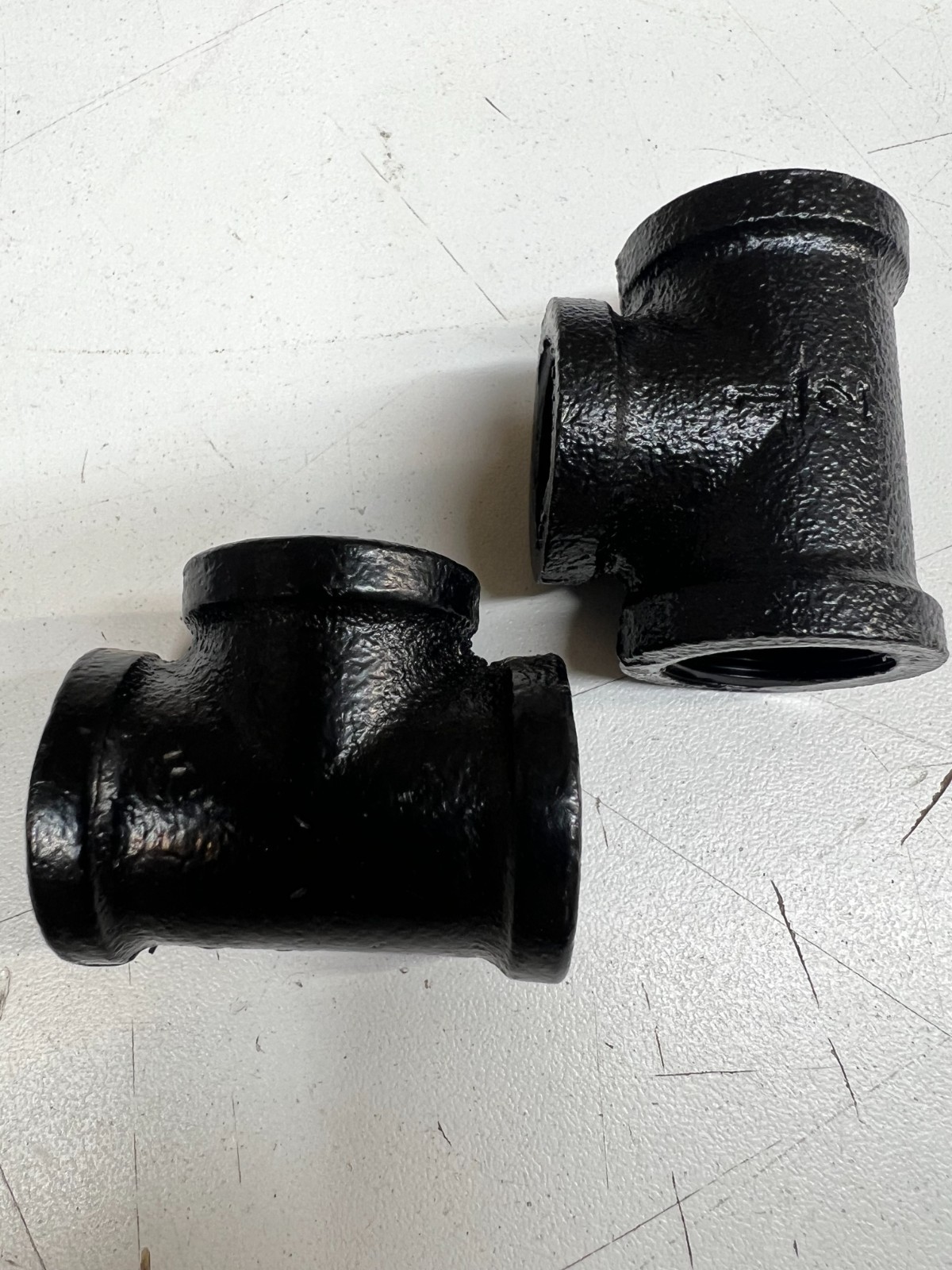 2 pcs) Various Sizes of Decor Tee Fittings Rustic Urban Bookshelf Threaded NPT