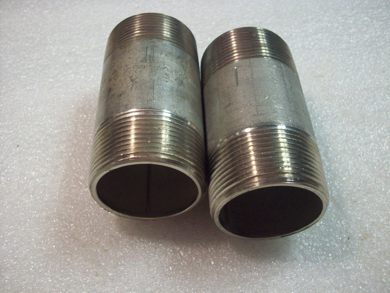 (2) pcs. 1-1/2″ Mnpt X 3-1/2″ Stainless Steel Pipe Nipples 304 and M316 Sch 40