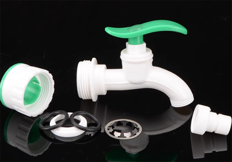 PPR Plastic Tap Coupler Water Pipe Fitting Adapter Connector Faucet 20mm/25mm