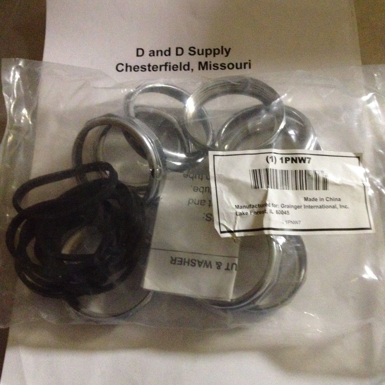 *** Bag of Ten ***, 2″ Slip Nuts & Rubber Washers, 1PNW7, Pipe Dia 2 In