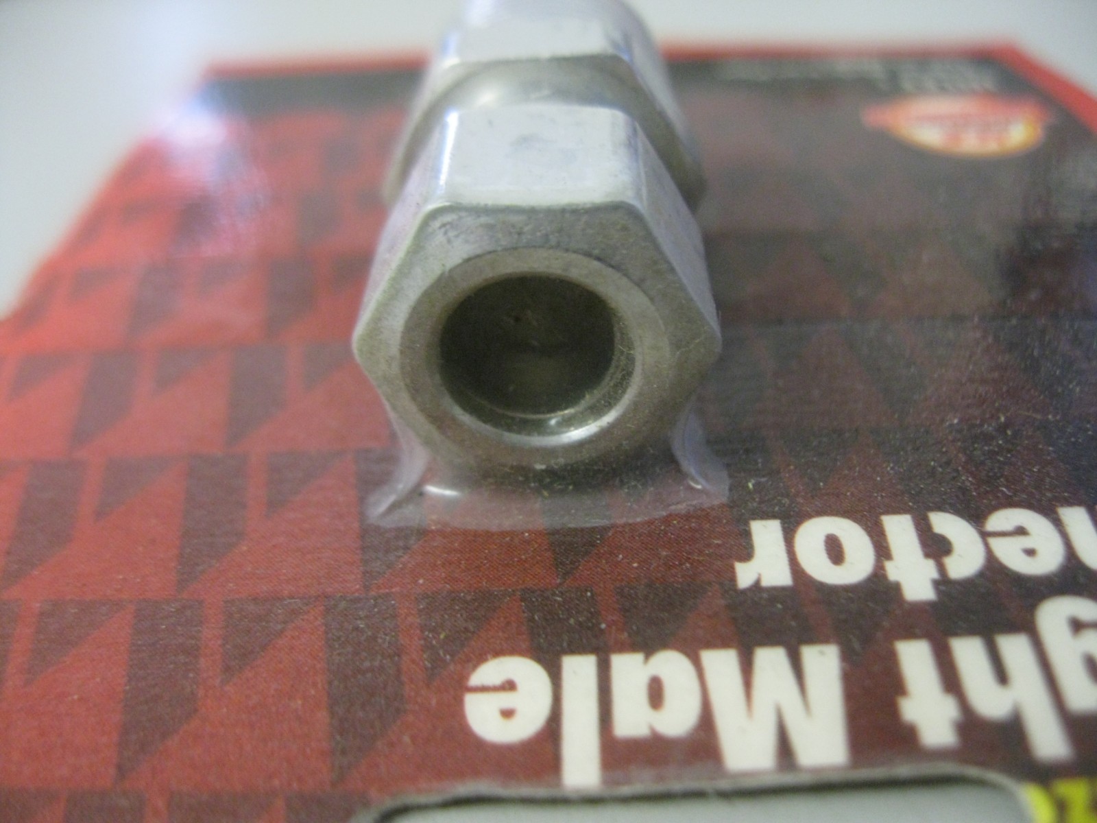 Ace 40321 Iron Pipe Size Straight Male Connector Thread 3/8 OD Lot of 2 NOS