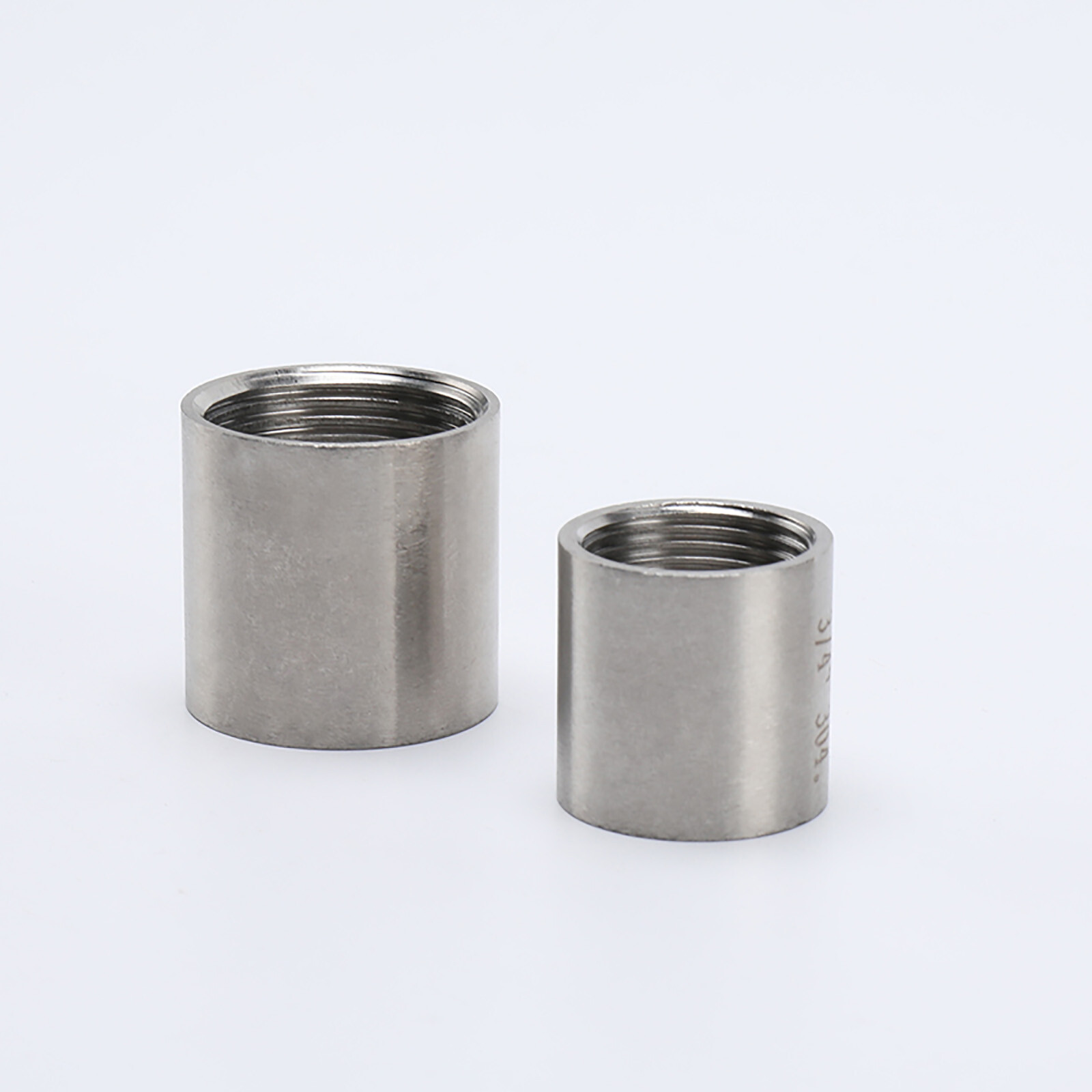Stainless Steel Pipe Fittings BSP Threaded Adapter Full Socket Coupler Connector
