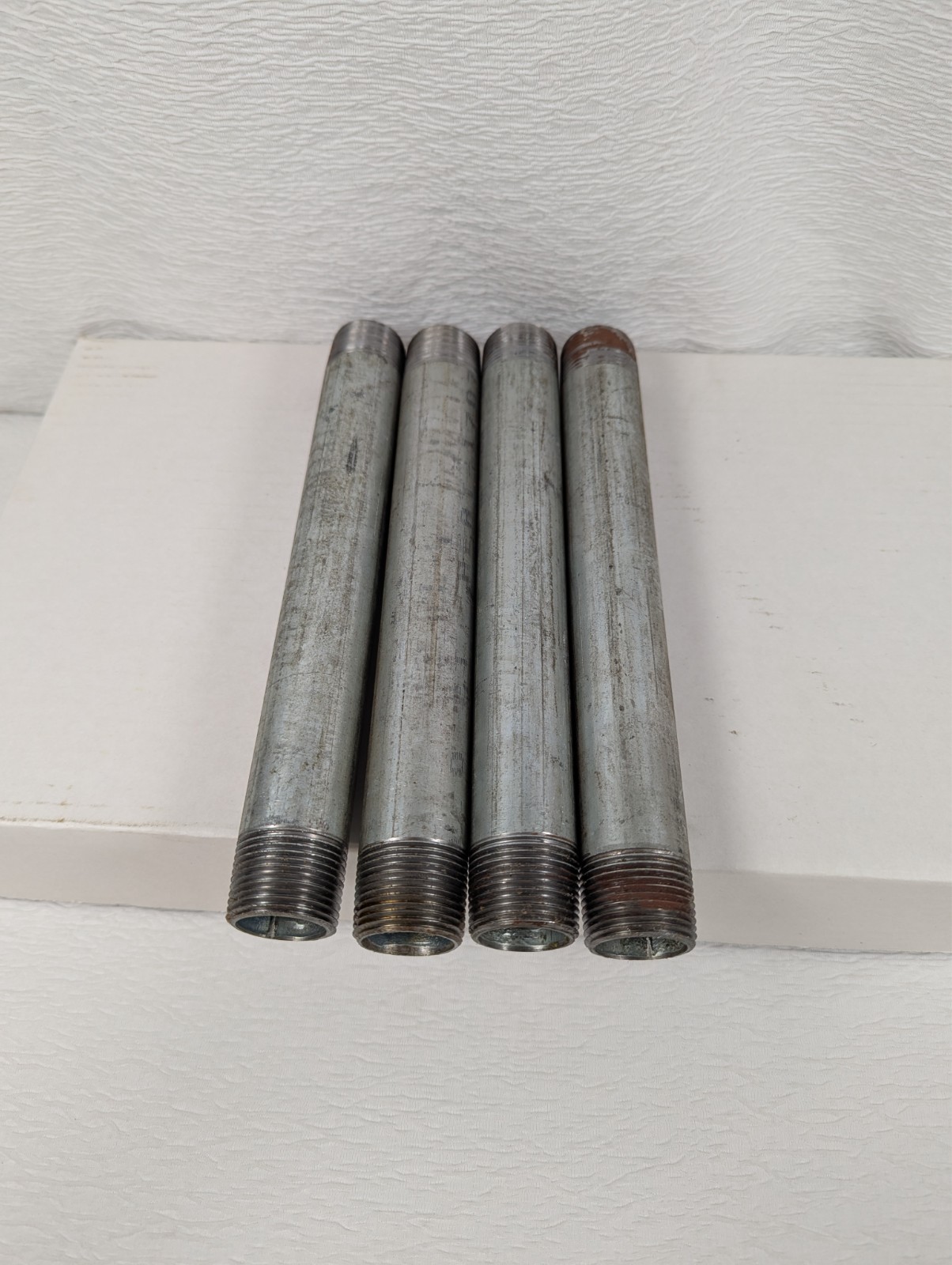 1 in Mnpt X 10 in Tbe Galvanized Steel Pipe Nipple Sch 40 – 4 Pack