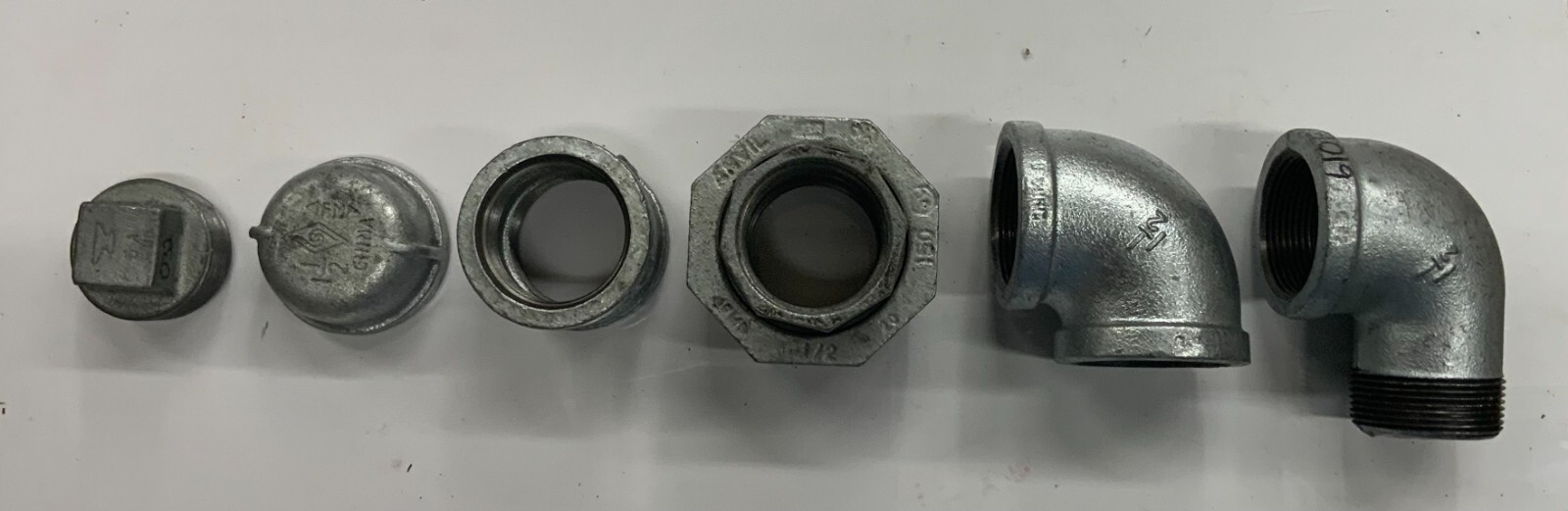 1-1/2” Assorted 150lb Malleable Galvanized Pipe Fittings