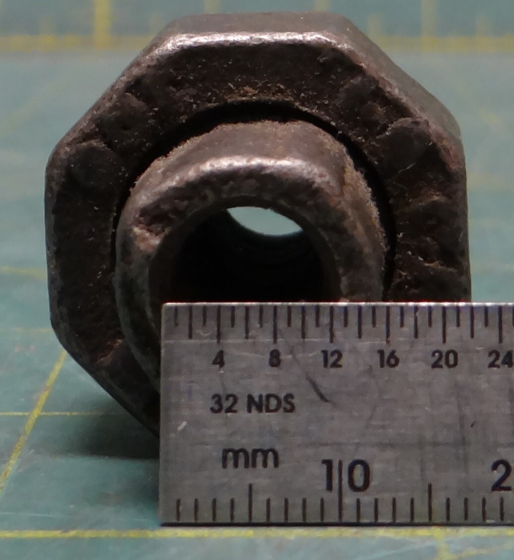 1/8″ NPT x 1-7/16″ Length Black Malleable Iron Union Ground Joint, 1-1/16 OD