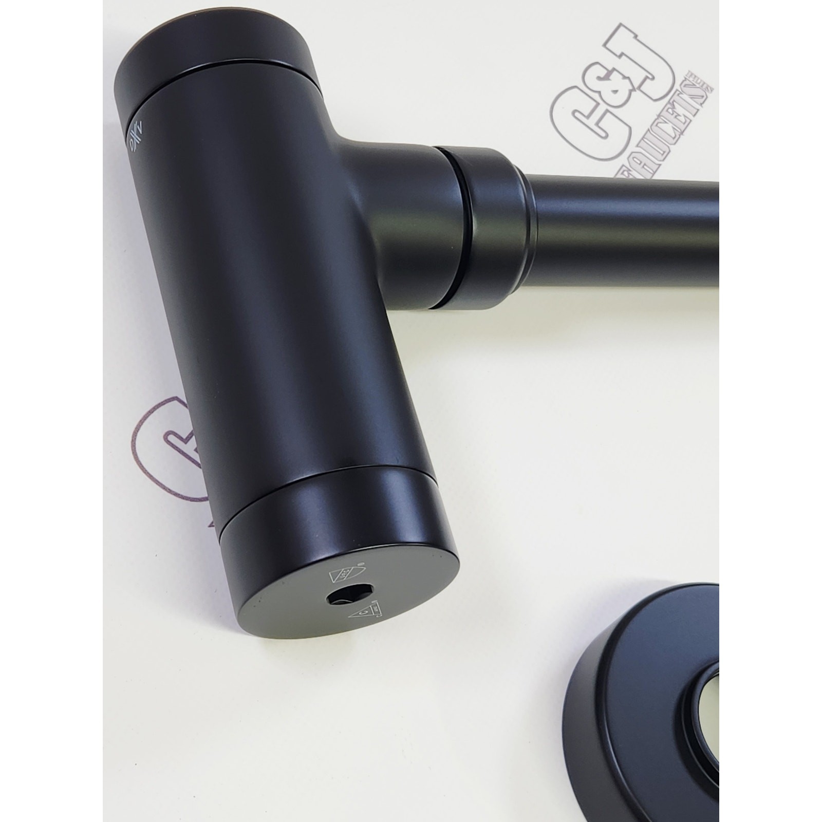 DXV D35700030.243 Modulus Round Brass Bottle P-Trap – Matte Black