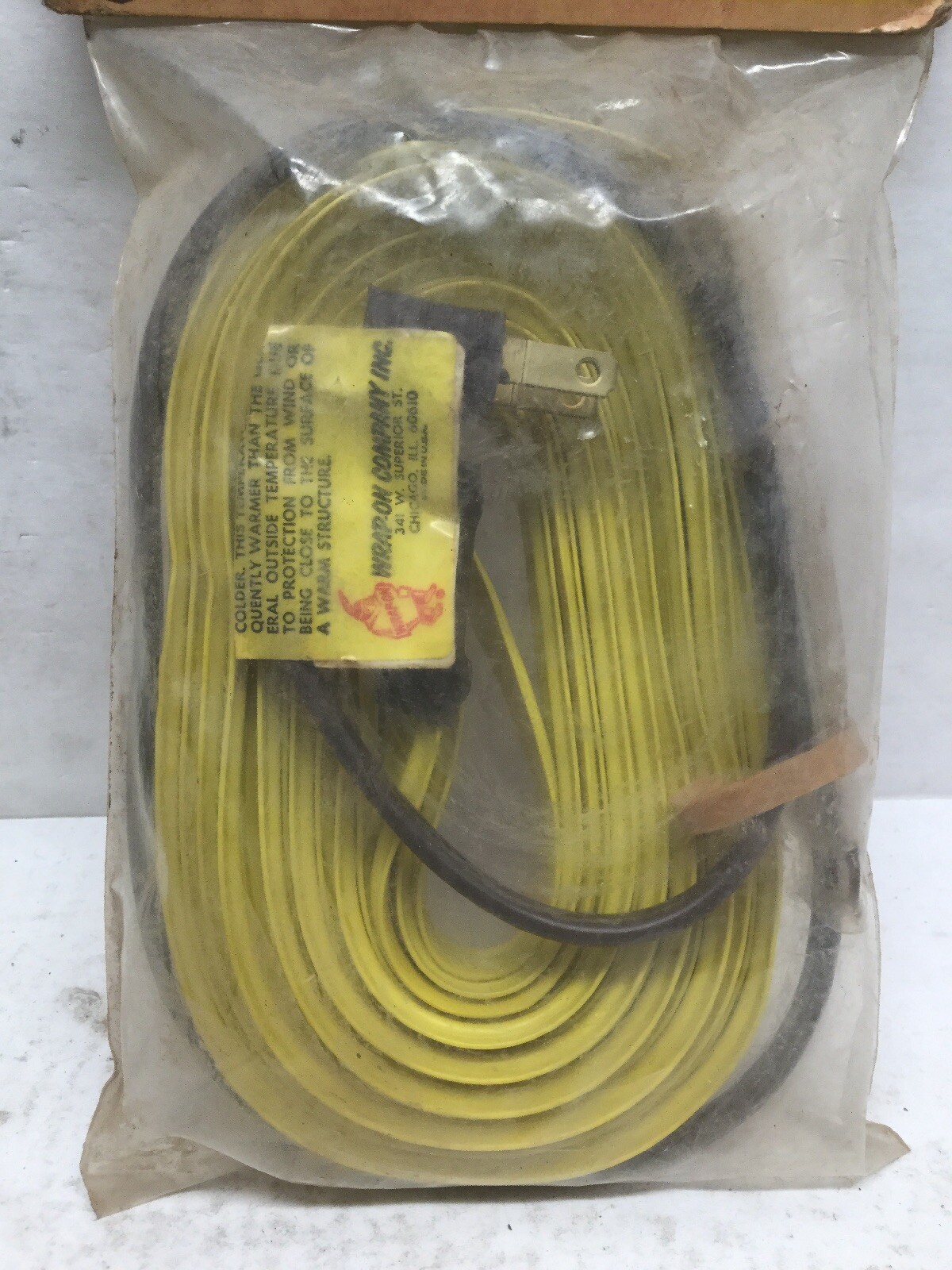 WRAP-ON 11013 – T13TP Solid Circuit Heat Tape Length 13’ 120V 65W, W/ Thermostat