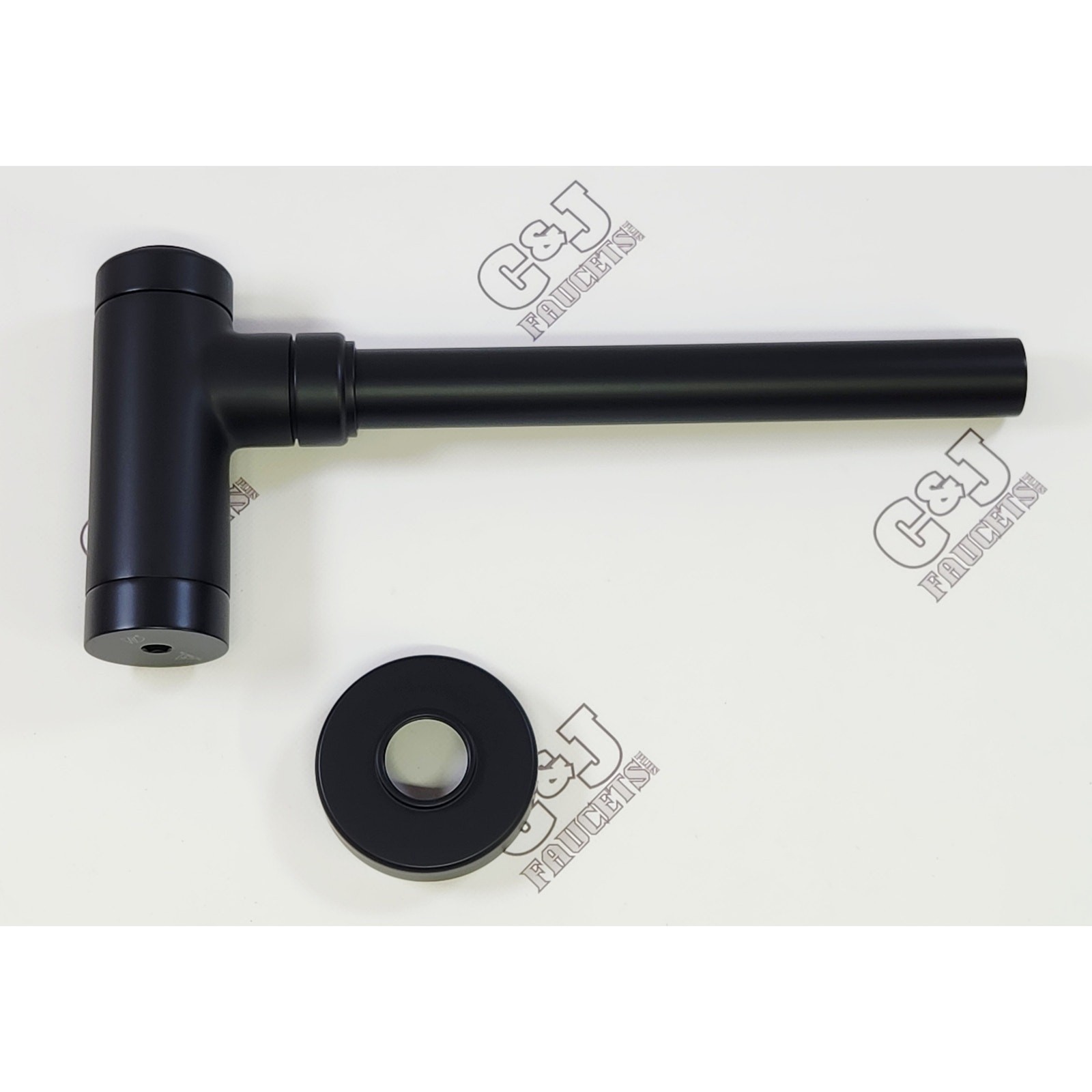 DXV D35700030.243 Modulus Round Brass Bottle P-Trap – Matte Black