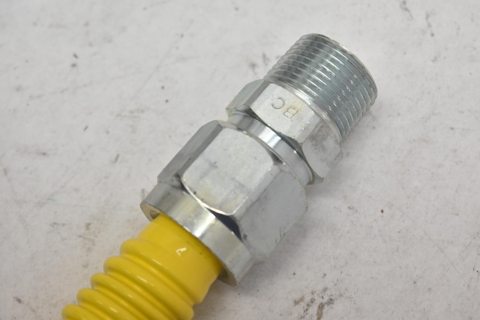 BrassCraft Gas Connector 7/8 OD X 36 In Stainless CSSB21-36 3/4 FIP MIP Yellow