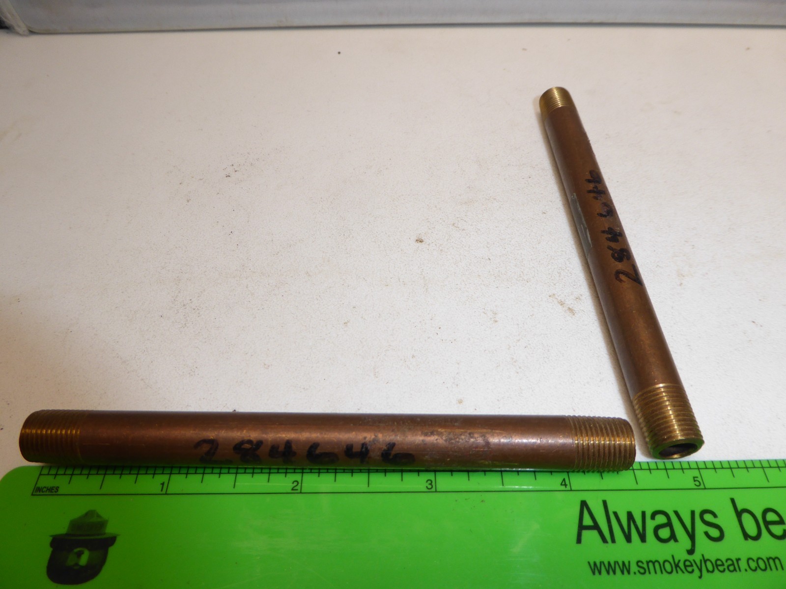 1/8″ Mnpt X 4-1/2″ Tube Red Brass Pipe Nipple Sch 40, quantity of 2. New.