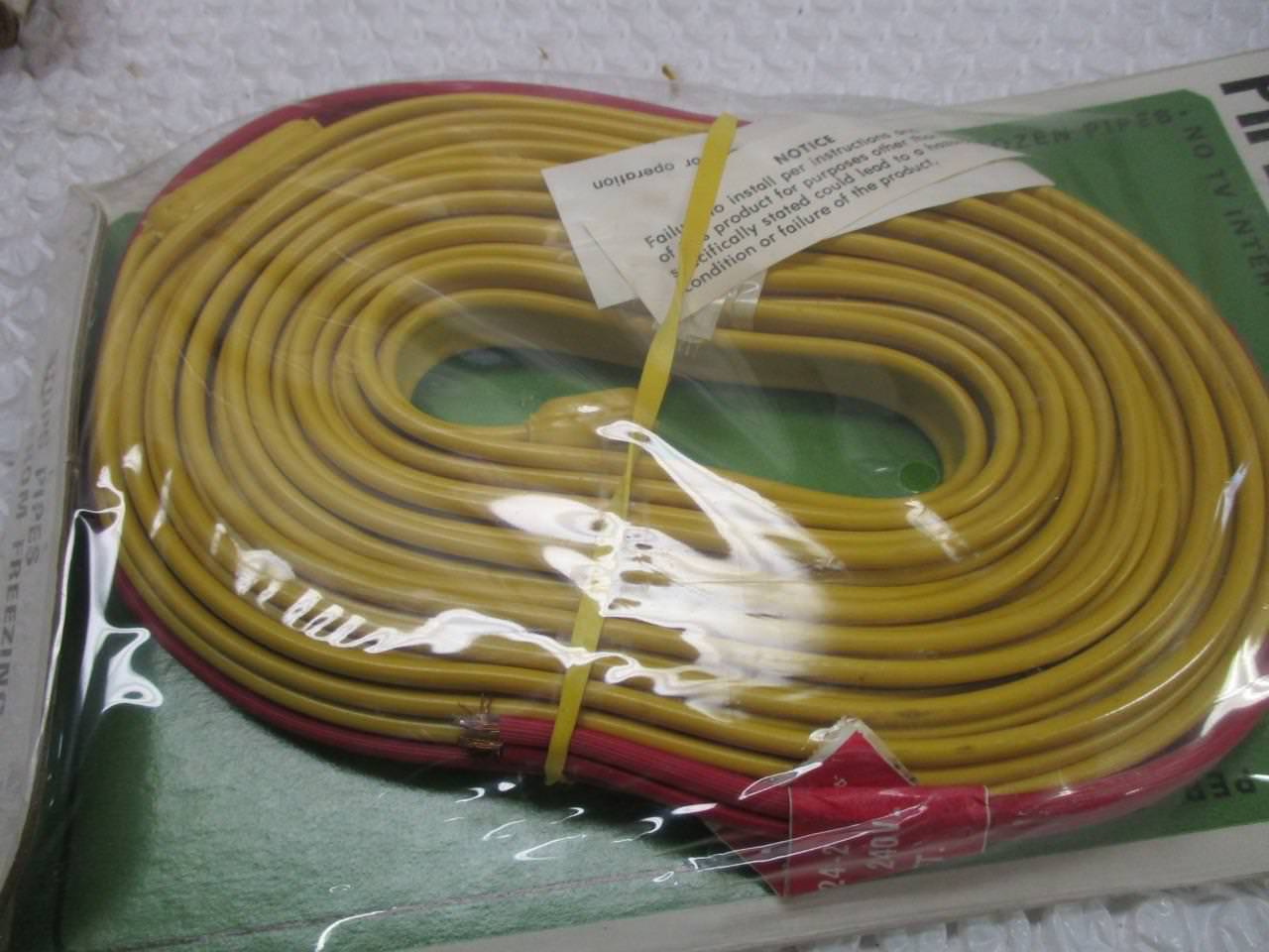Easy-Heat Electric Pipe Heating Cable B-24-2 168W 240V 24′