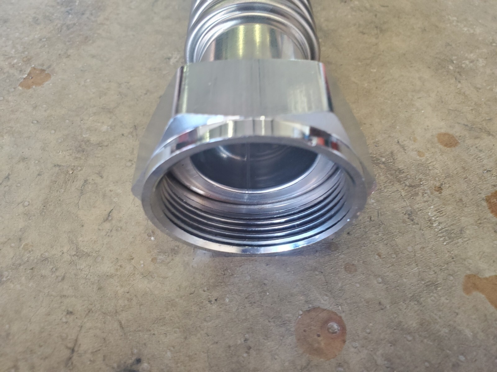 Stainless Steel Corrugated Flex Pipe, 18″ Long 1.25″ FIP x 1.25″ FIP, Lot of 2
