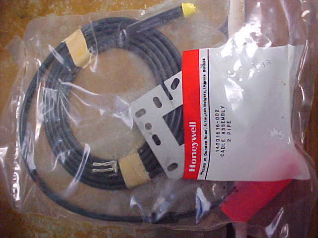 * HONEYWELL 14001616-200 CABLE ASSEMBLY 2 PIPE … ZF-606
