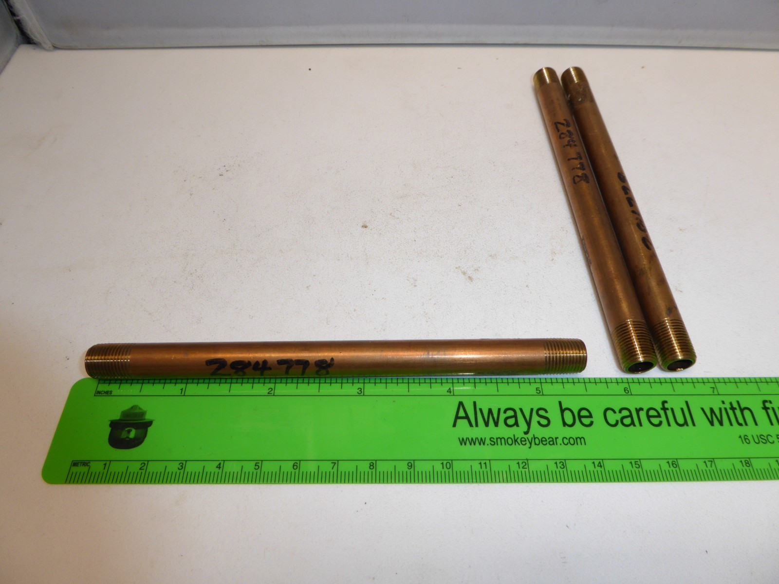 1/8″ Mnpt X 5-1/2″ Tube Red Brass Pipe Nipple Sch 40, quantity of 3. New.