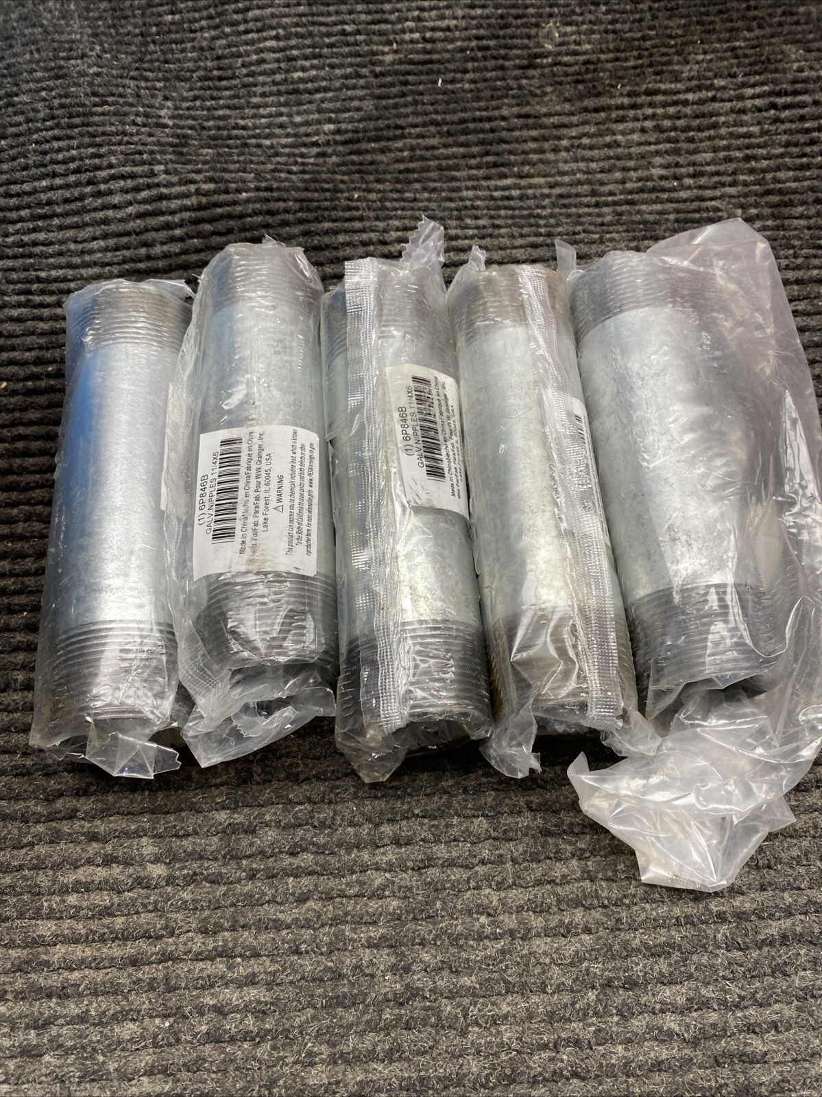 (Lot of 5) Galvanized Steel Pipe Nipple 1-1/4″ X 6″