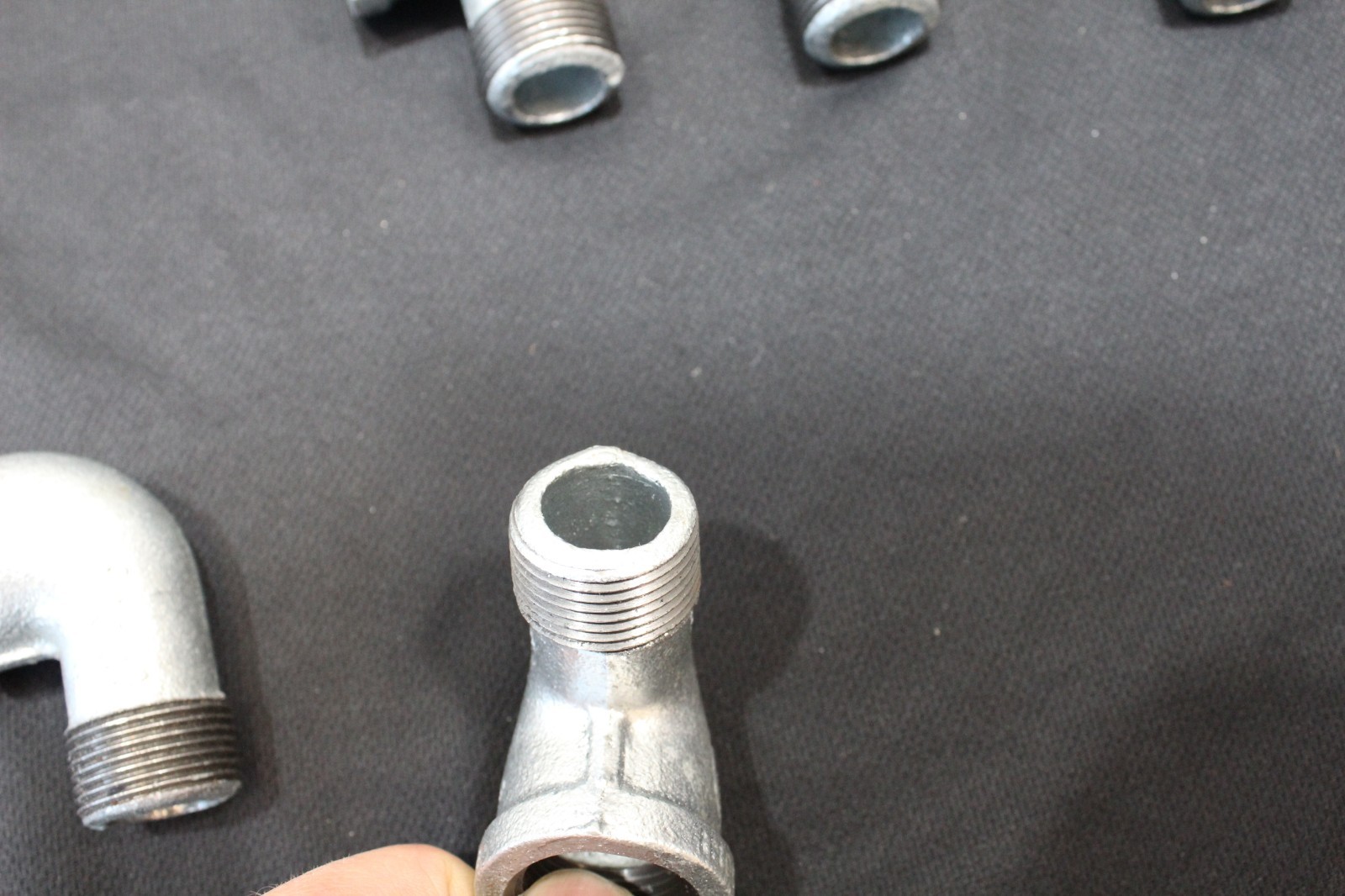 Lot of 5 3/4″ FPT X 3/4″ MPT galvanized 90 degree street elbow
