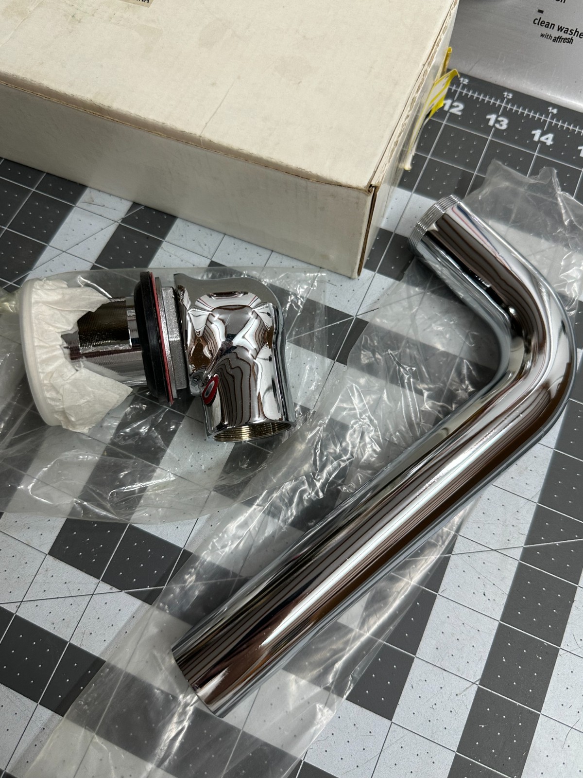 New JONES STEPHENS D70-104 LAVATORY DRAIN TUBULAR ELBOW Handicap Style