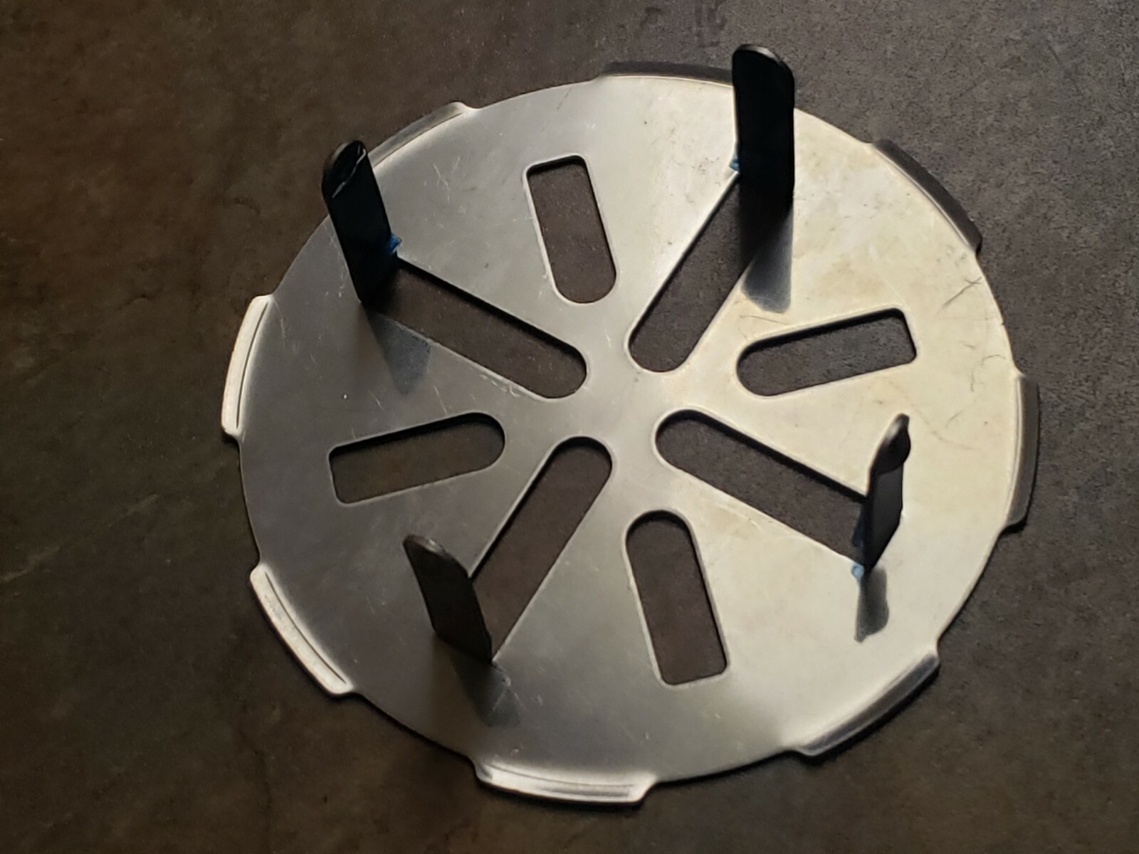 DANCO/HDS SNAP-IN SHOWER FLOOR DRAIN COVER FOR 3″ PIPE, 4″ OD – STAINLESS STEEL