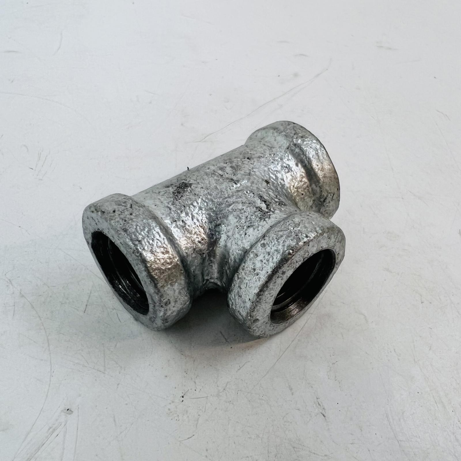 (Lot of 5) 1/2″ Galvanized Iron Pipe Tee Fitting T Connector Threaded Plumbing