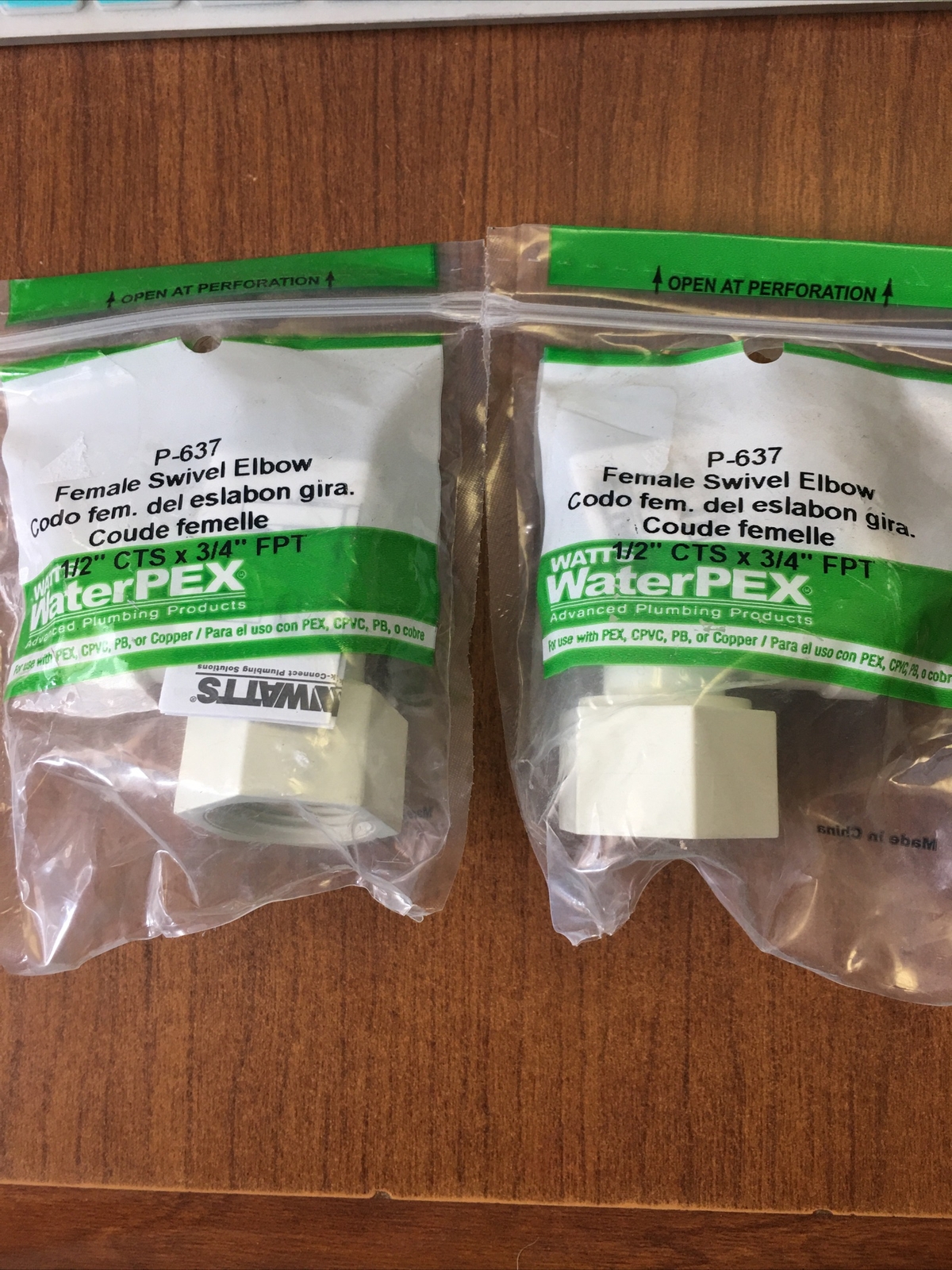 Watts P-637 Quick Connect Swivel Elbow, 1/2″ x 3/4″—-LOT OF 2