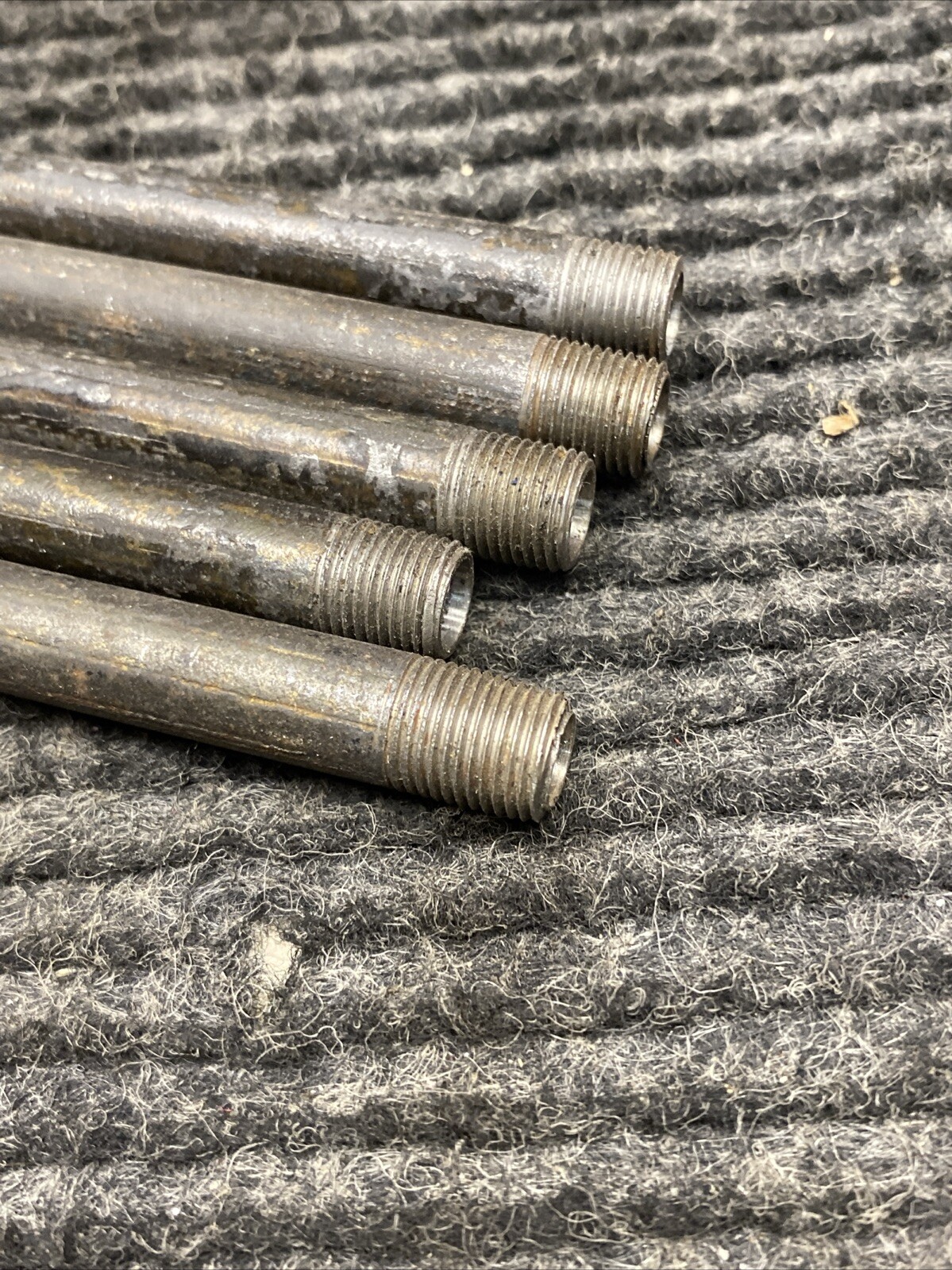 (Lot of 5) Black Pipe Nipple Threaded 1/8″ X 5″