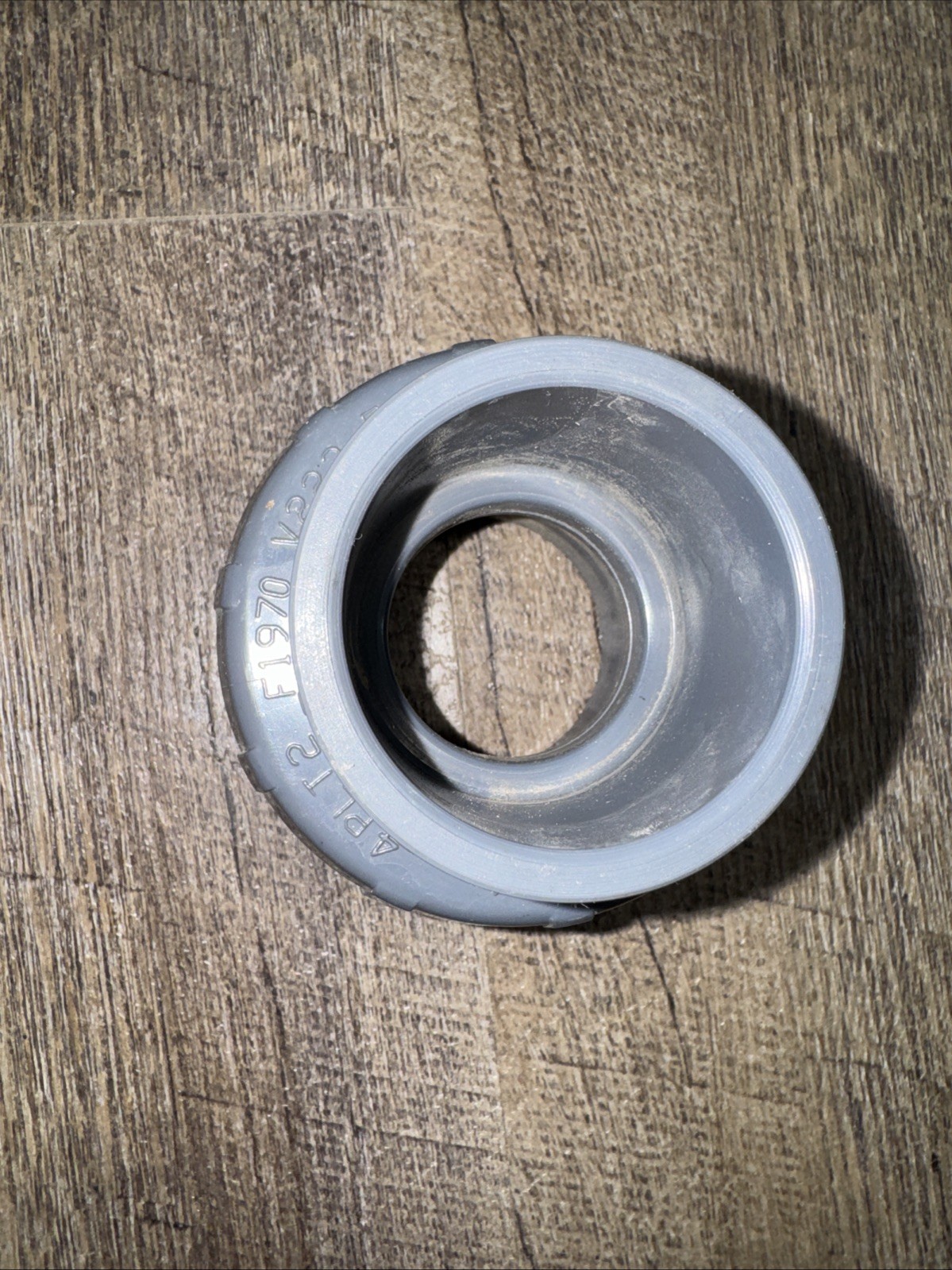 LASCO 9898-015 -PVC UNION 1-1/2 PIPE SIZE FNPT X FNPT CONNECTION