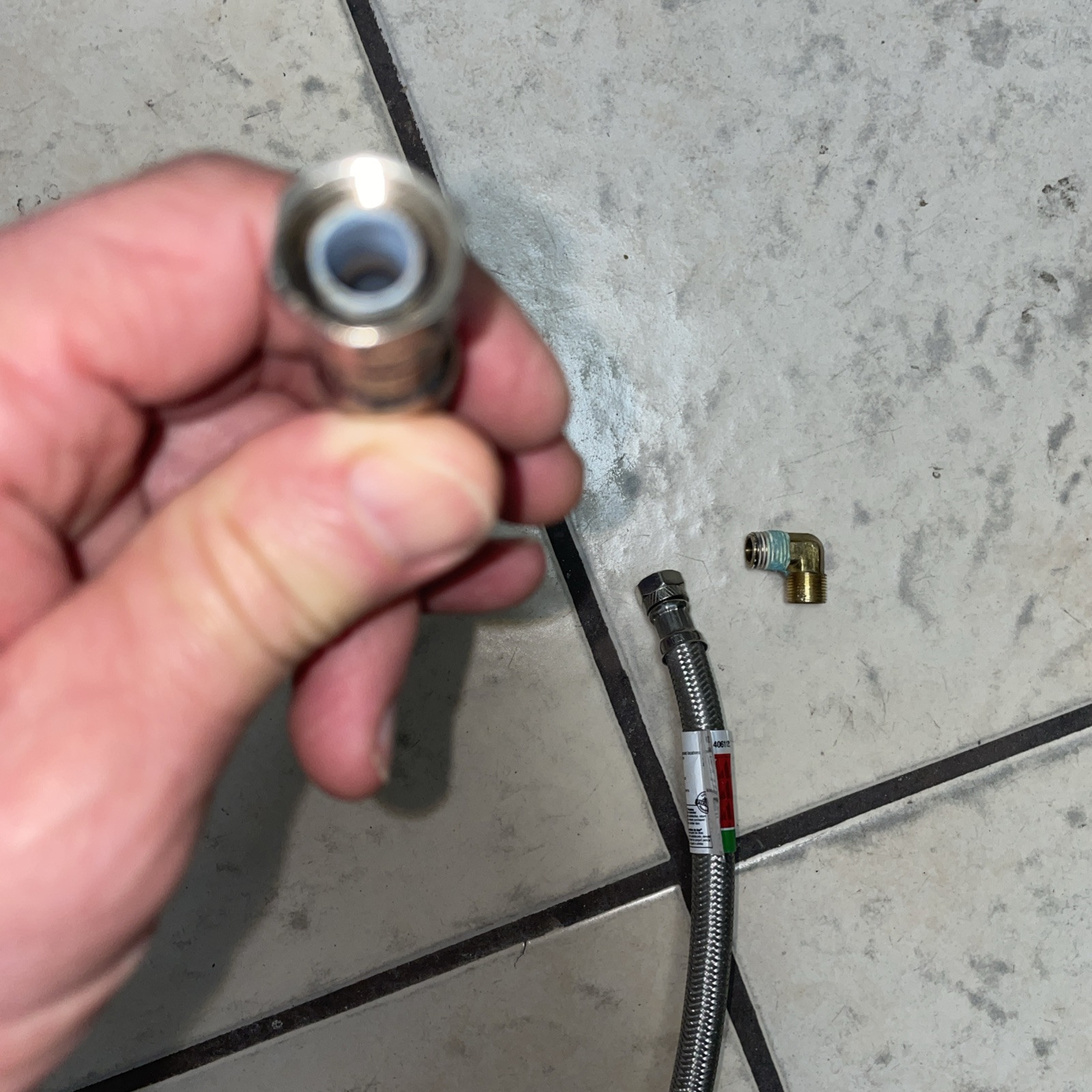 (1) 3/8″ Comp x 48″ 4-FT S.S Universal Dishwasher Water Supply Line Connector LF